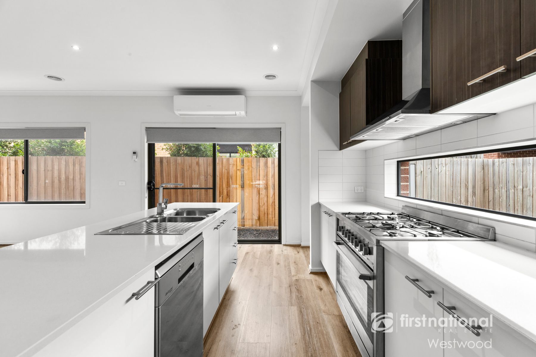 22 Bodalla Drive, Tarneit VIC 3029, Tarneit - Thumbnail 4
