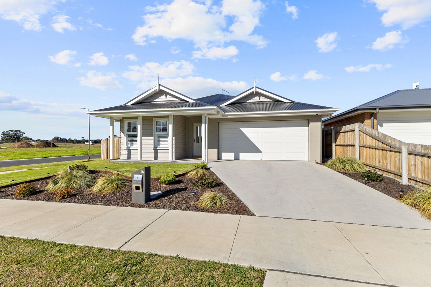 16 Mill Lane, Rosedale VIC 3847, Rosedale - Thumbnail 2