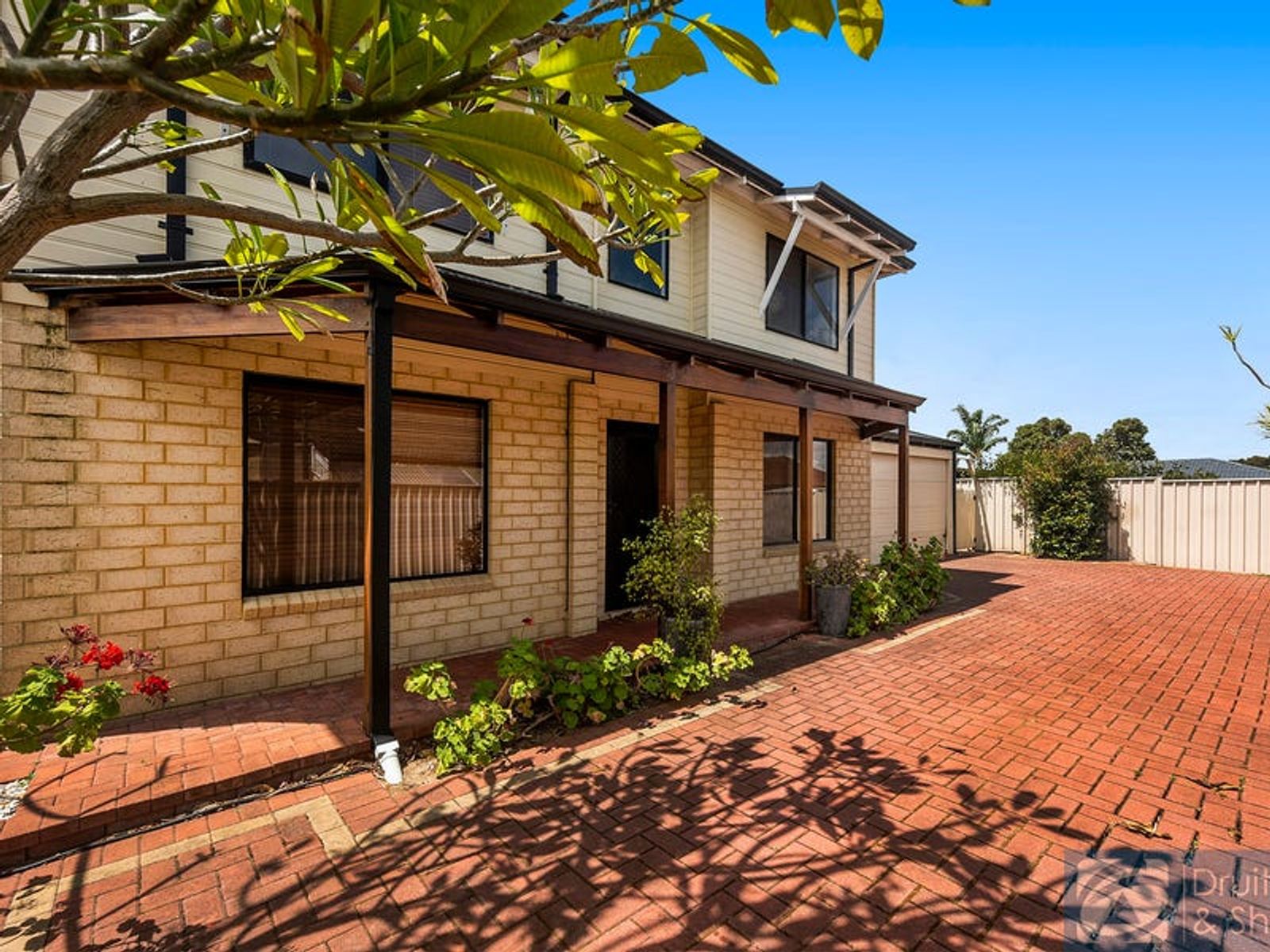 16A Barnes Street, Innaloo WA 6018