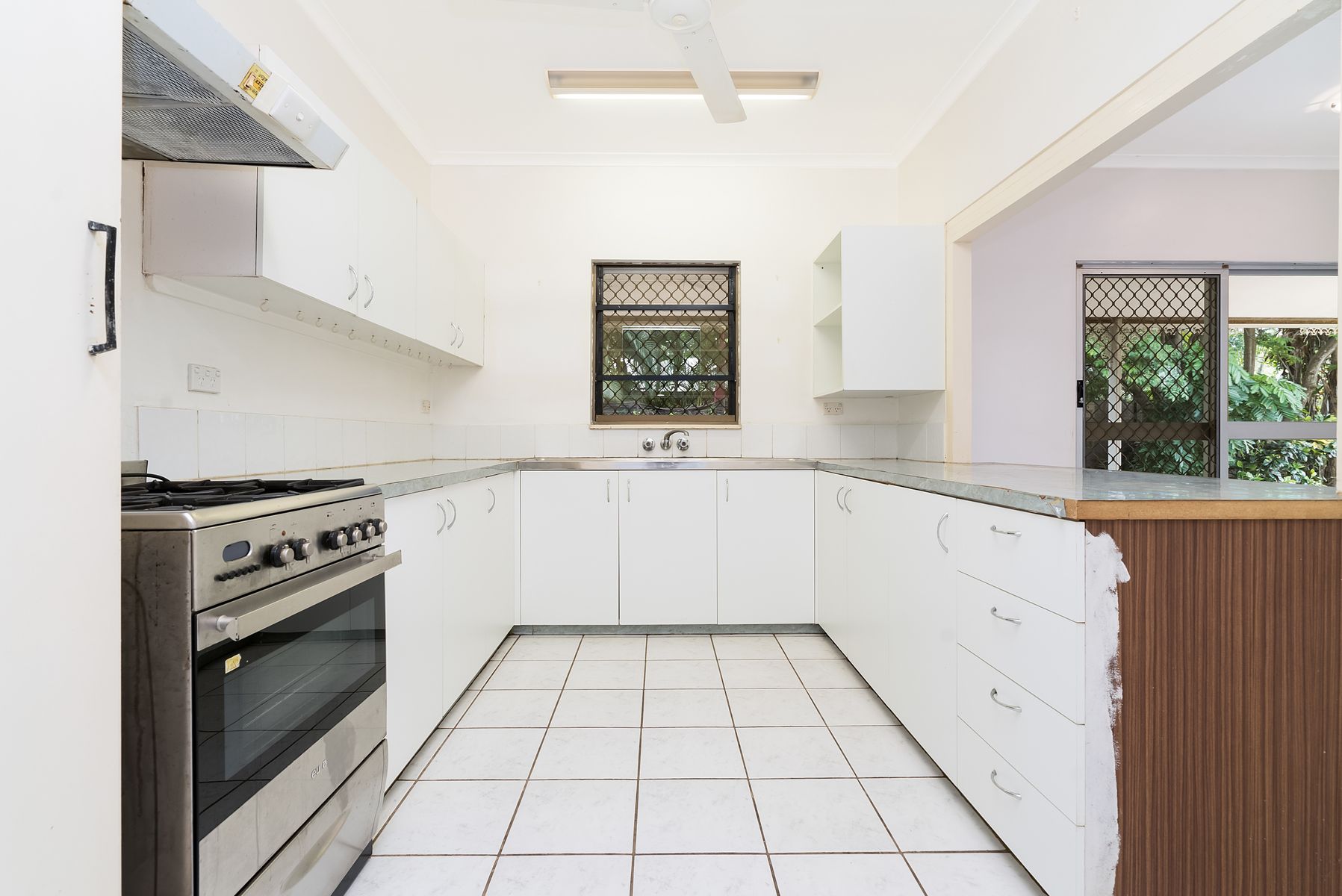 24 Britannia Crescent, Anula NT 0812, Anula - Thumbnail 4