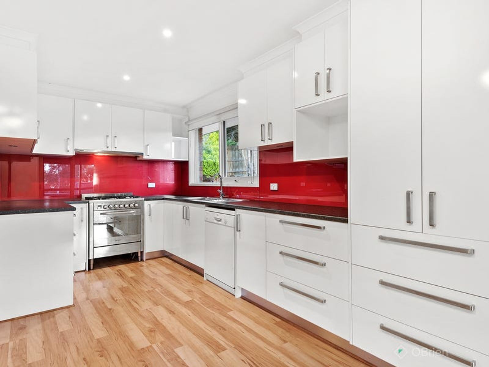 5 Berkley Court, Endeavour Hills, VIC 3802, Endeavour Hills - Thumbnail 2