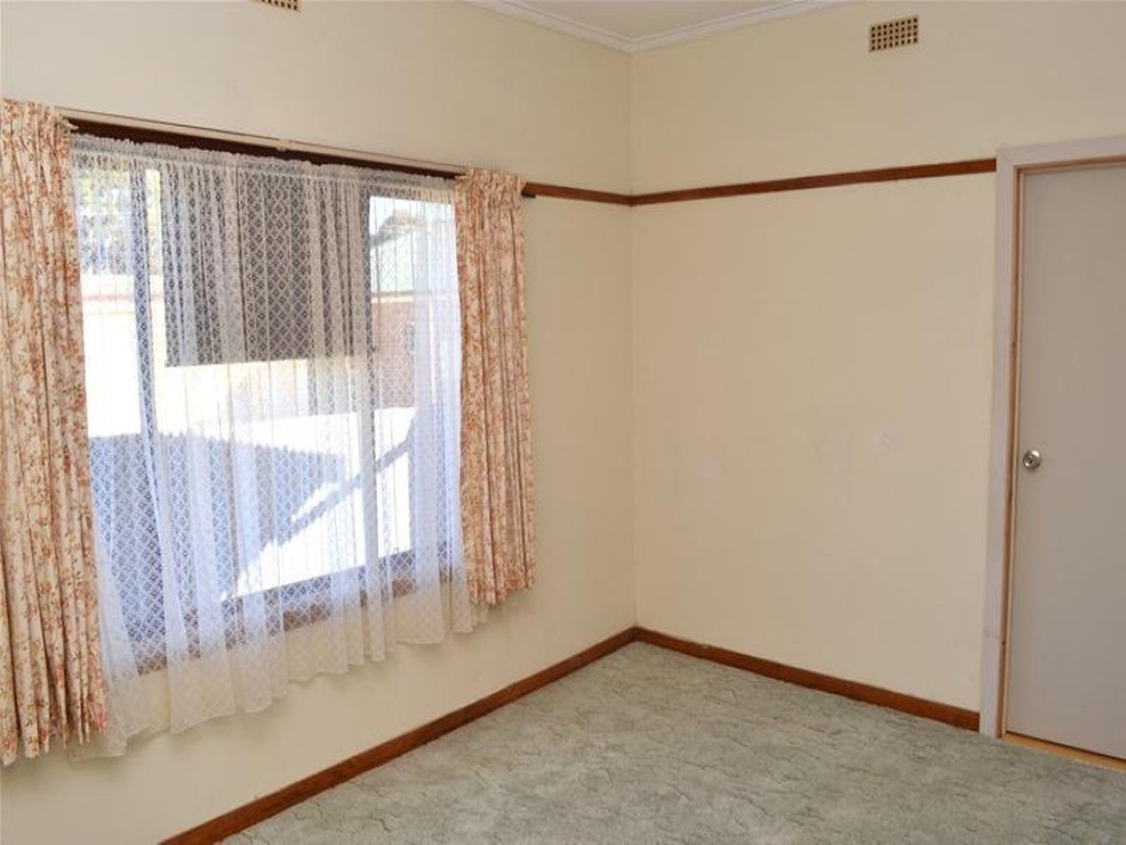 127 Commercial  Street, Merbein - Thumbnail 4