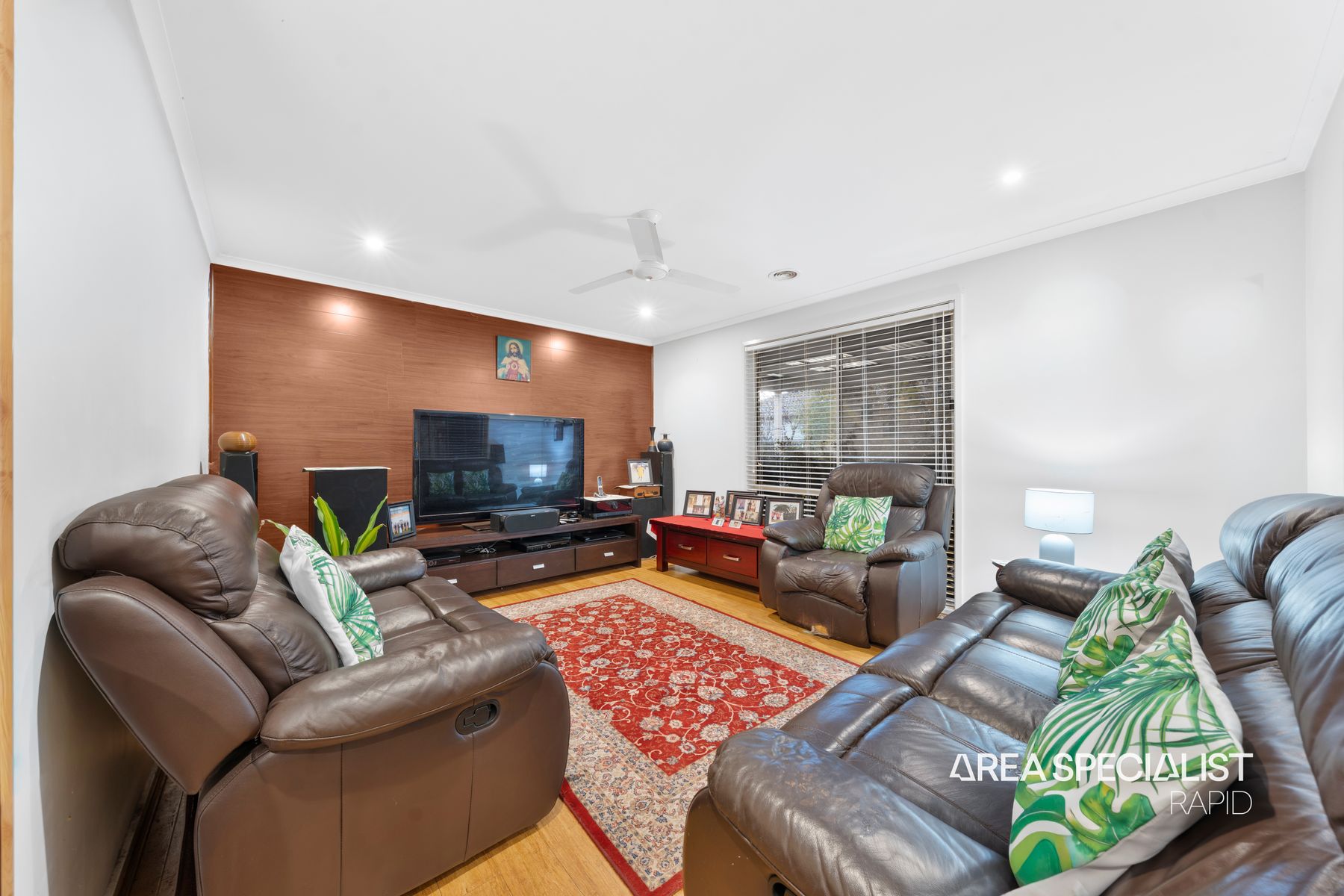 7 Scarborough Drive, Narre Warren South, VIC 3805, Narre Warren South - Thumbnail 4