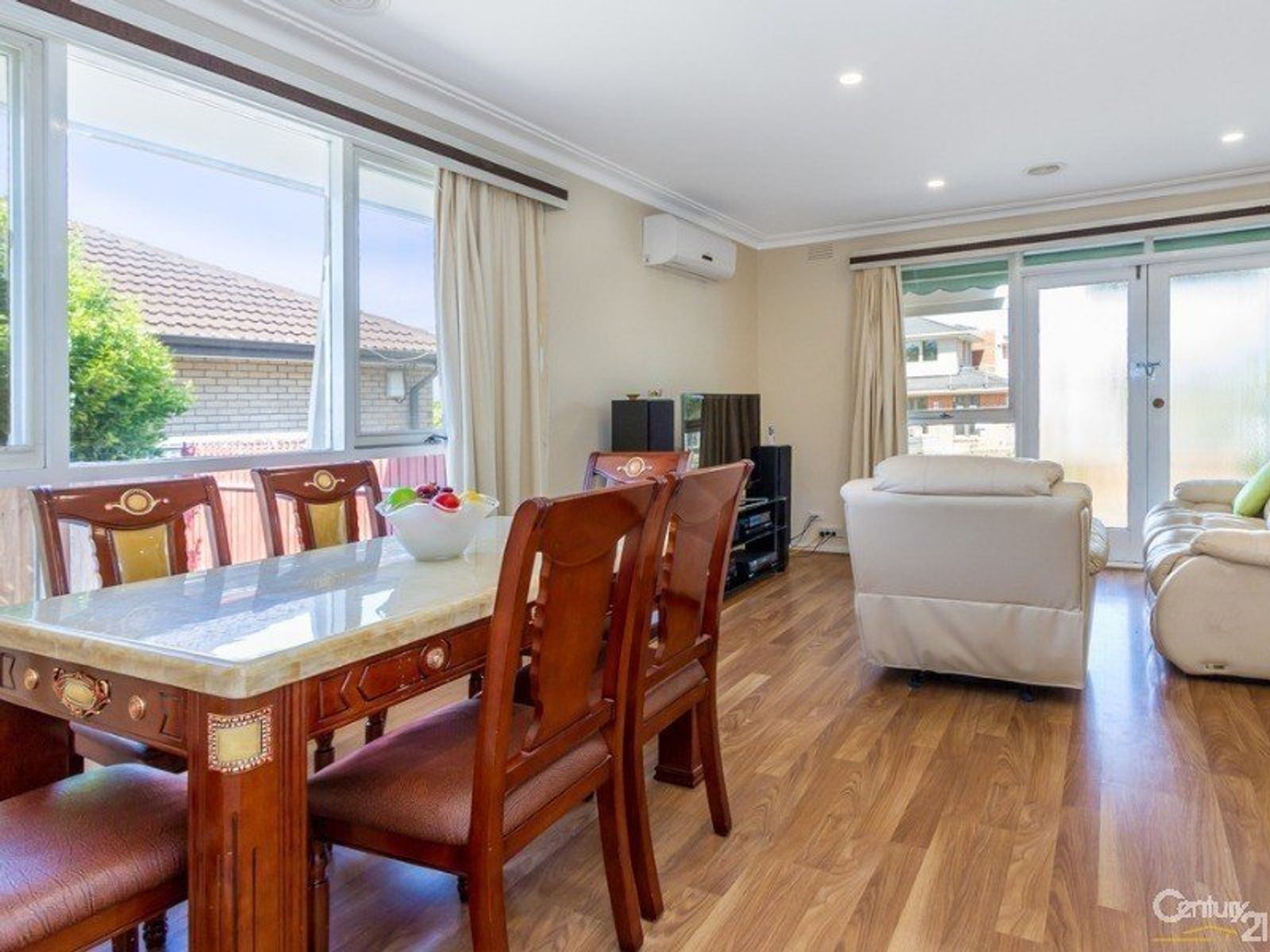 33 Diosma Drive, Glen Waverley, VIC 3150, Glen Waverley - Thumbnail 3
