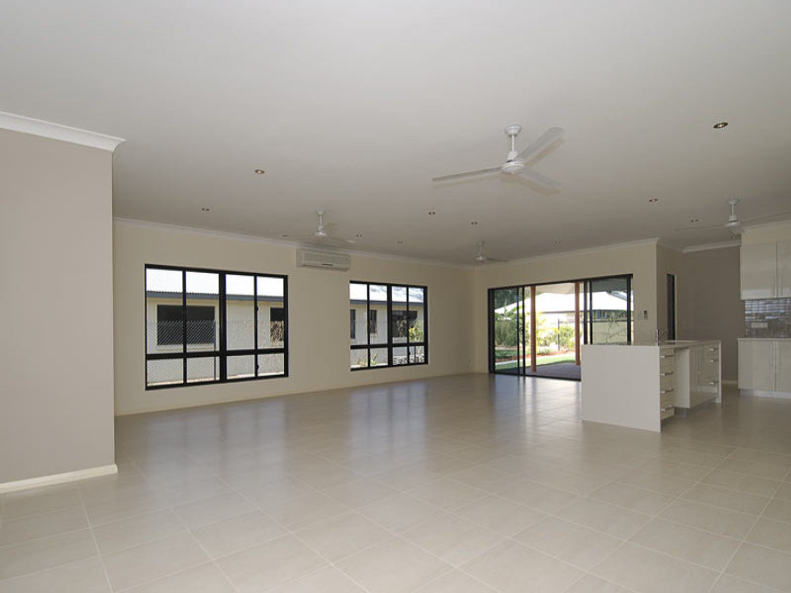 54 Yirra Crescent, Rosebery NT 0832, Rosebery - Thumbnail 3
