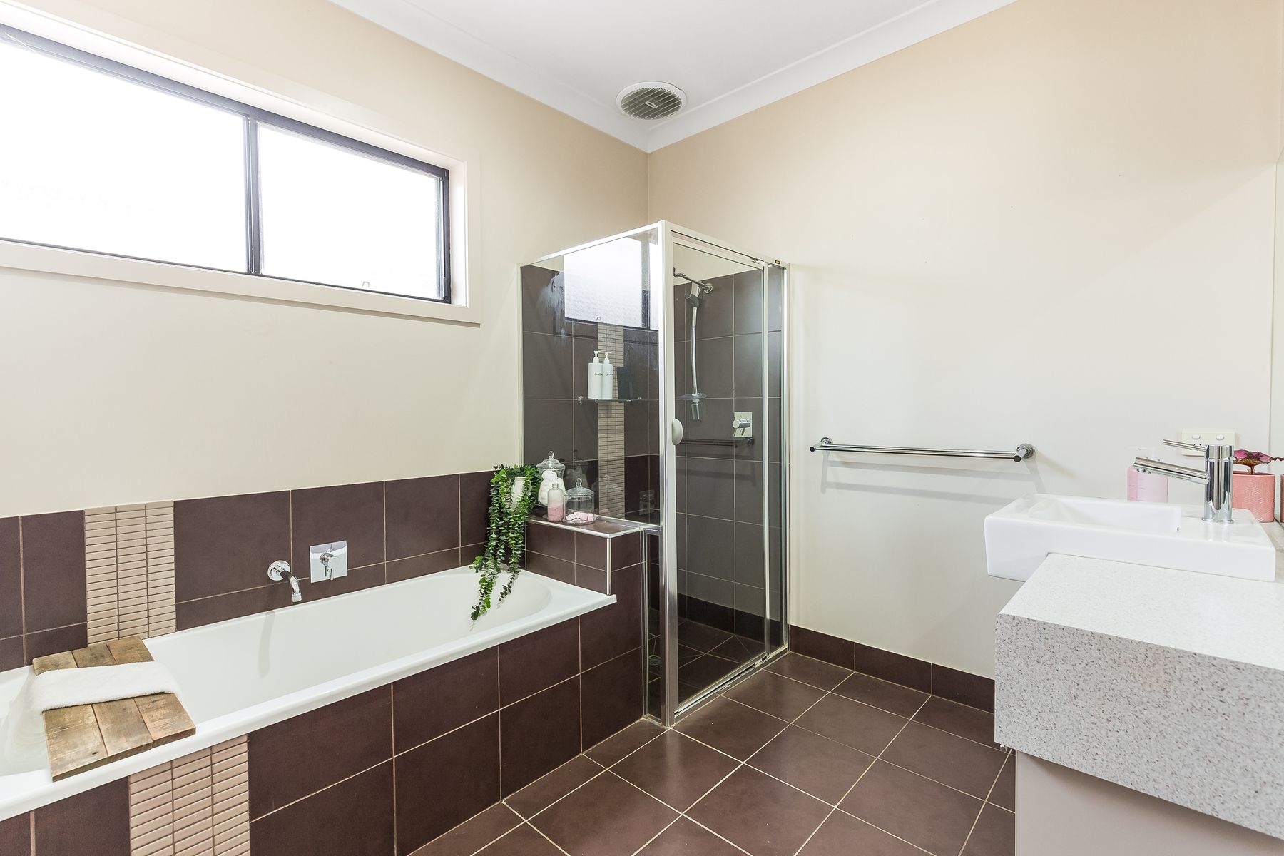 62 Bassett Drive, Strathfieldsaye VIC 3551, Strathfieldsaye - Thumbnail 5
