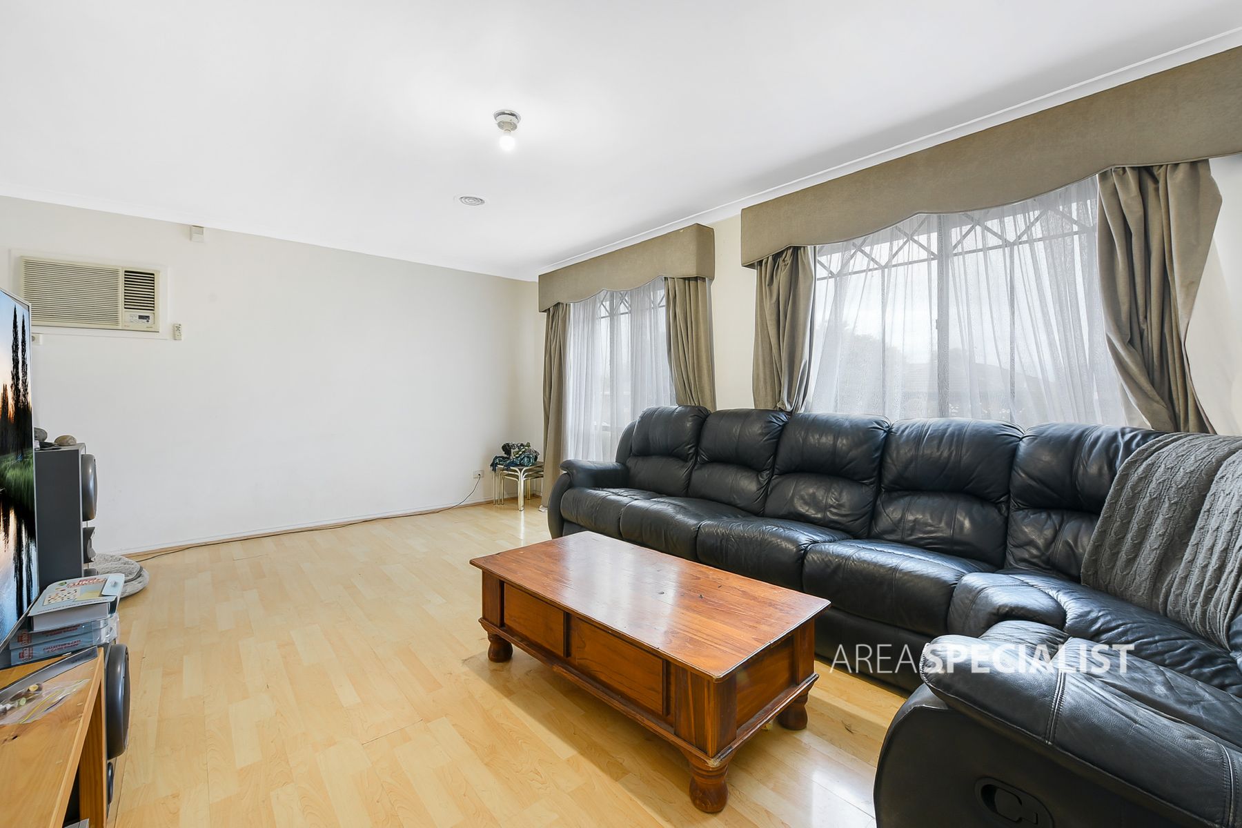 26 The Parkway, Hampton Park, VIC 3976, Hampton Park - Thumbnail 3