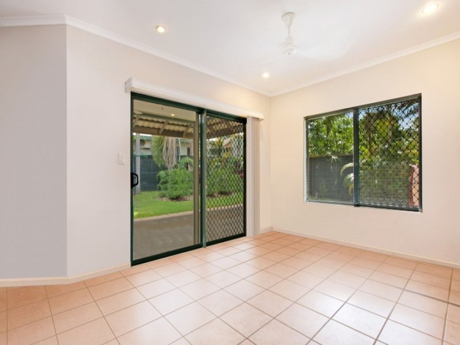 Gunn NT 0832, NT 0832, Gunn Nt 0832 - Thumbnail 5