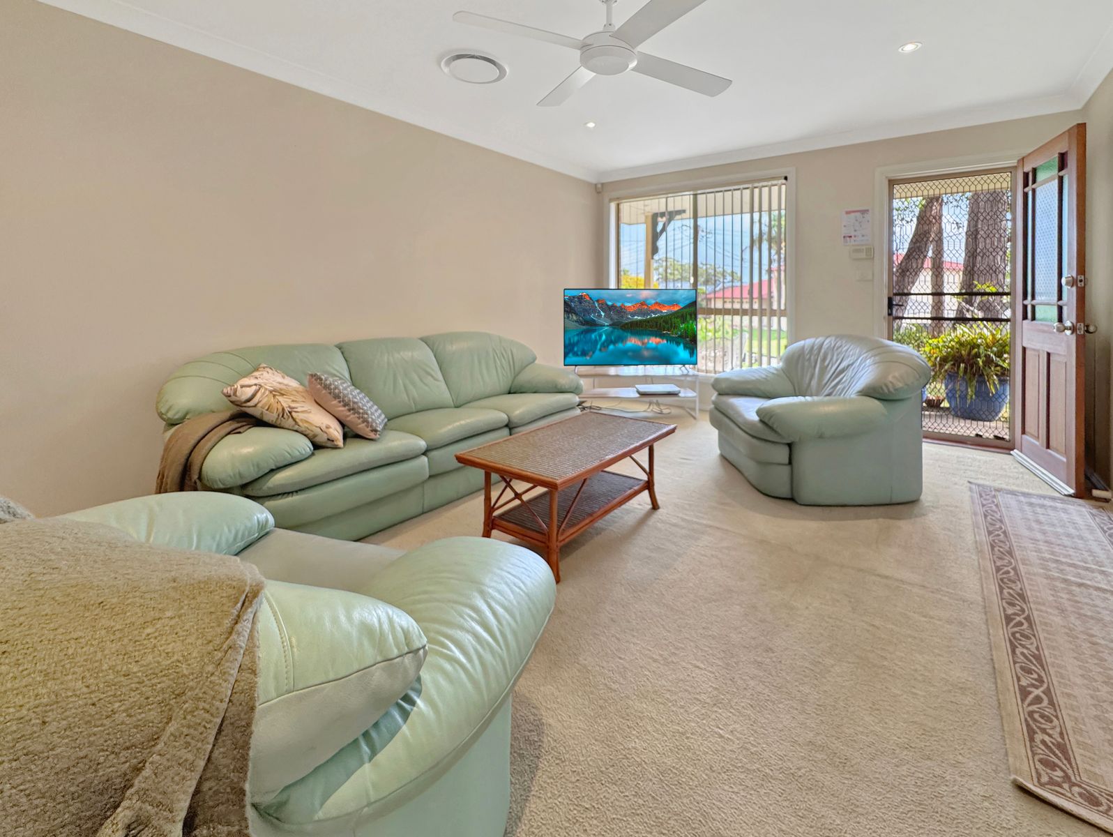 32 Cater Crescent, Sussex Inlet NSW 2540, Sussex Inlet - Thumbnail 4
