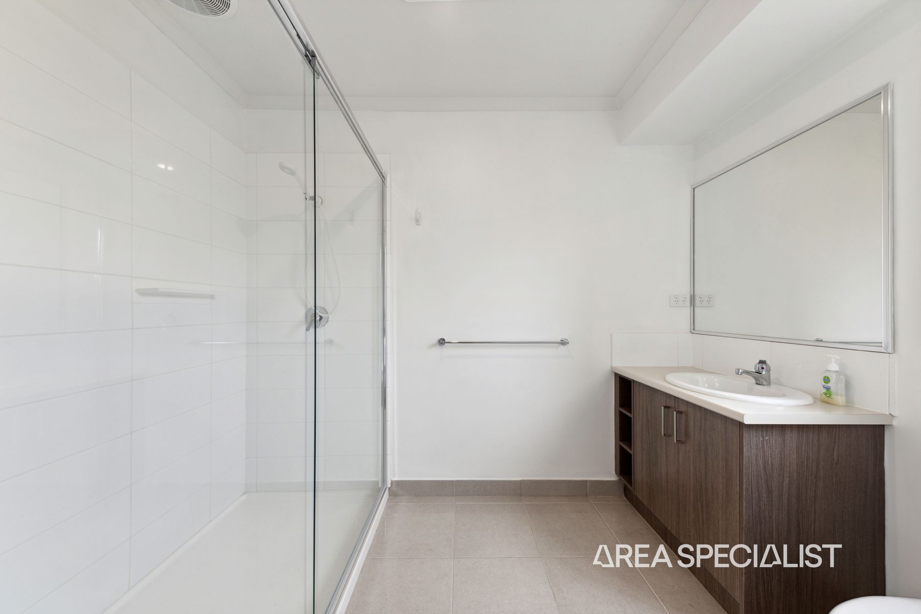 24 Lapis Street, Koo Wee Rup, VIC 3981, Koo Wee Rup - Thumbnail 8