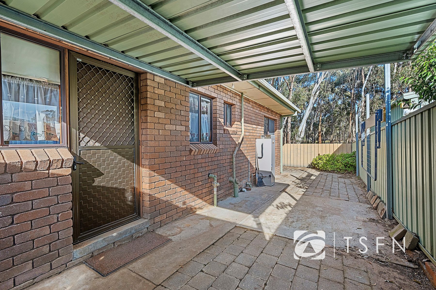 2/82 Gill Avenue, California Gully VIC 3556, California Gully - Image 1
