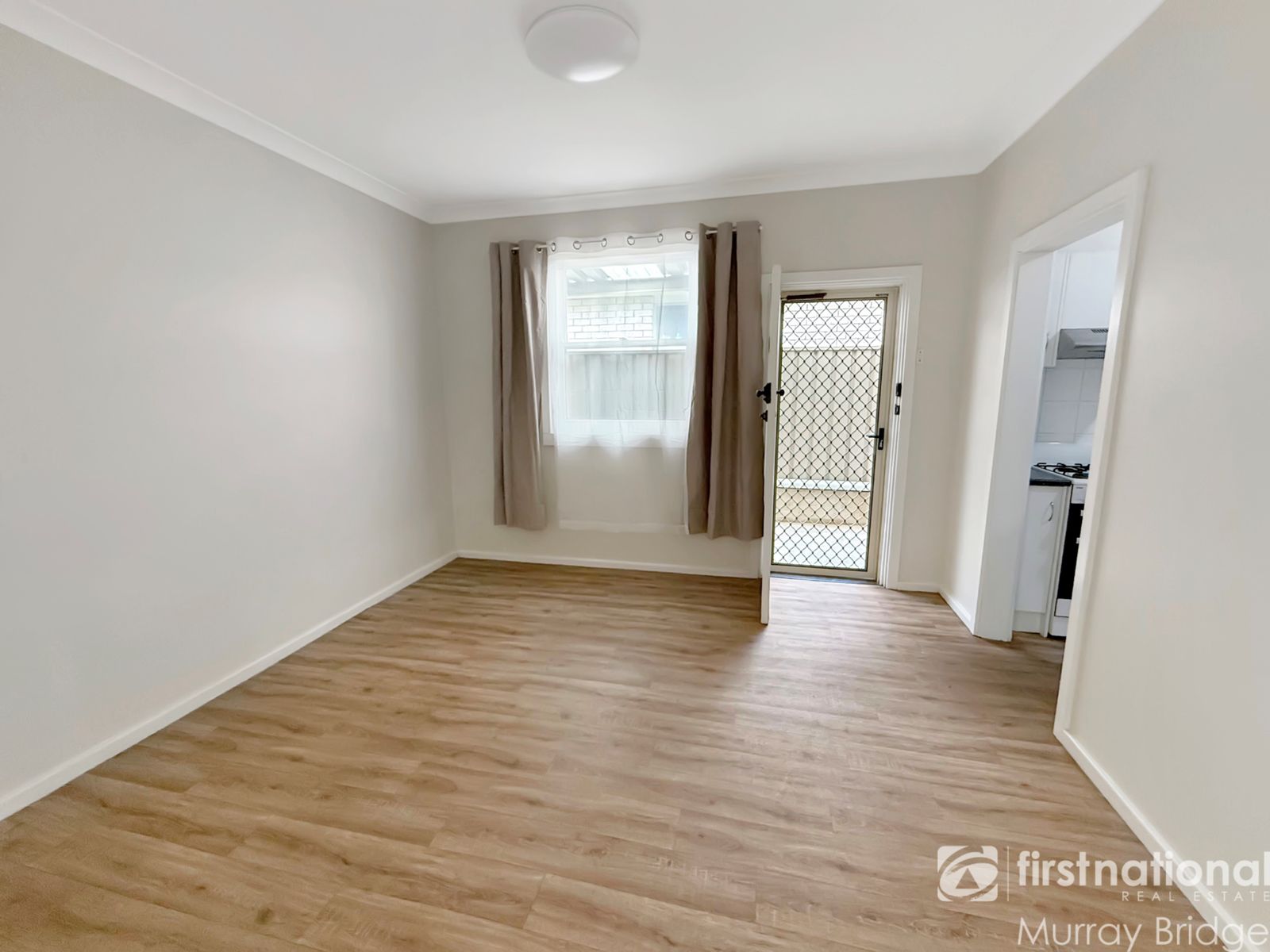 42 Sturt Street, Murray Bridge SA 5253, Murray Bridge - Thumbnail 3
