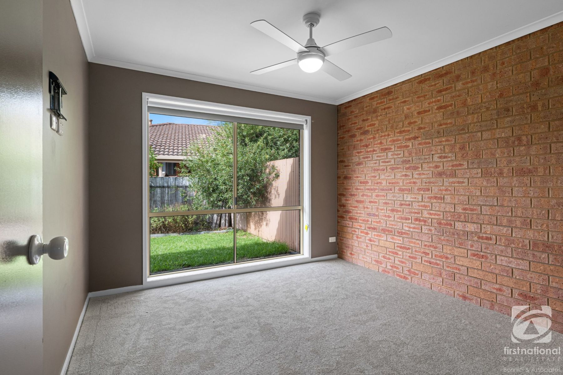 2/11 Conway Court, Wodonga VIC 3690, Wodonga - Thumbnail 2