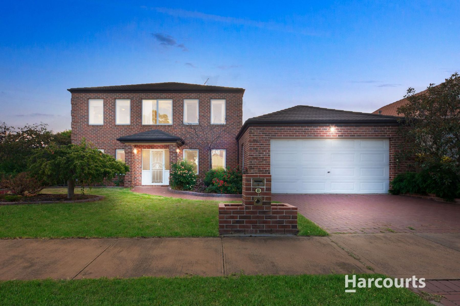 8 Daylesford Terrace, Caroline Springs, VIC 3023, Caroline Springs - Thumbnail 2