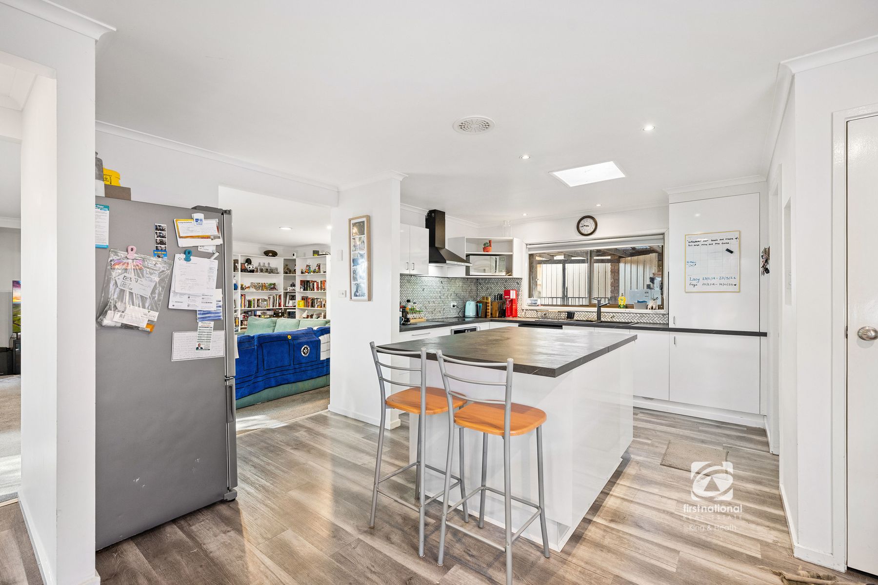 15 White Court, Eagle Point VIC 3878, Eagle Point - Thumbnail 2