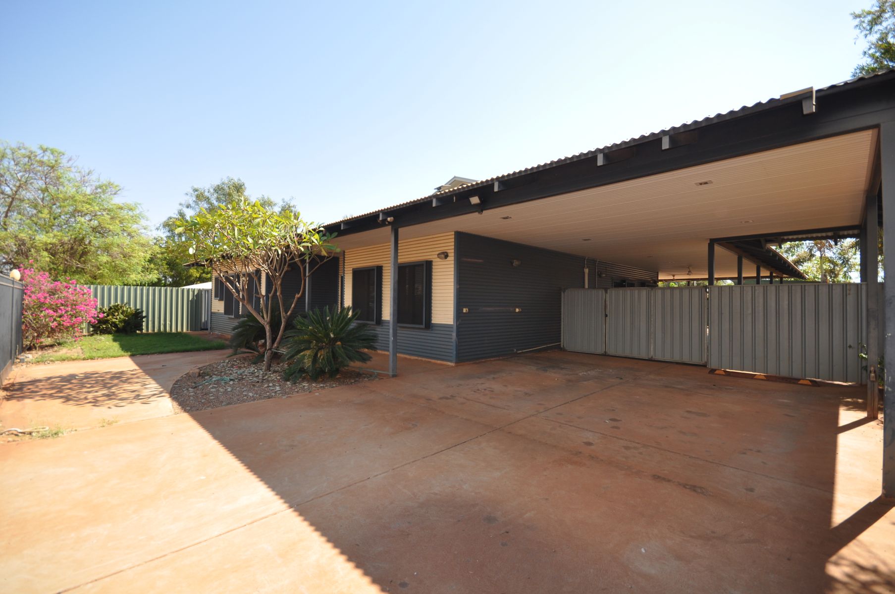8 Rutherford Road, South Hedland WA 6722