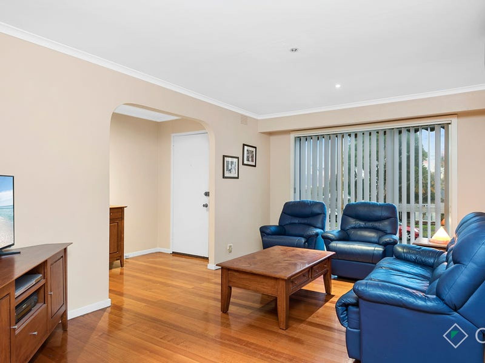 8 Rossiter Avenue, Endeavour Hills, VIC 3802, Endeavour Hills - Thumbnail 2
