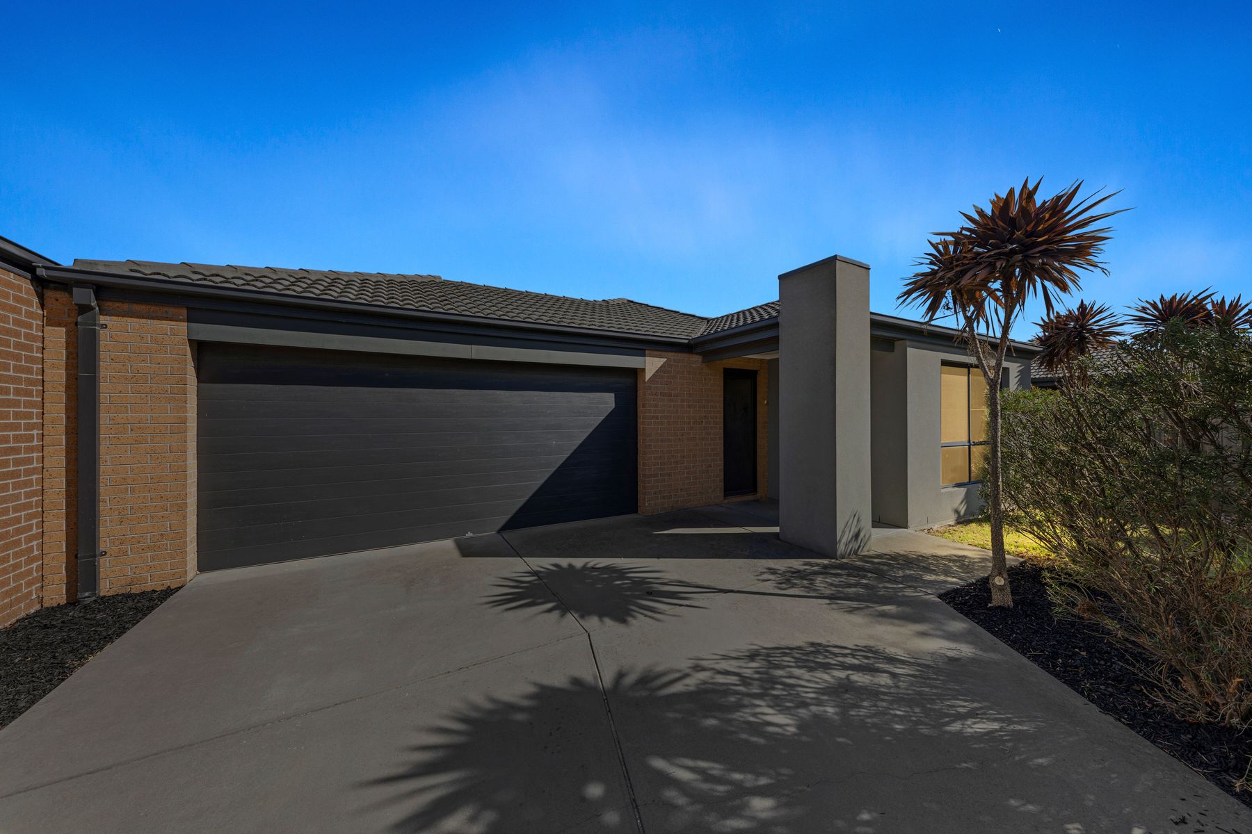 22 St. Clair Avenue, Cranbourne West, Cranbourne West - Thumbnail 2