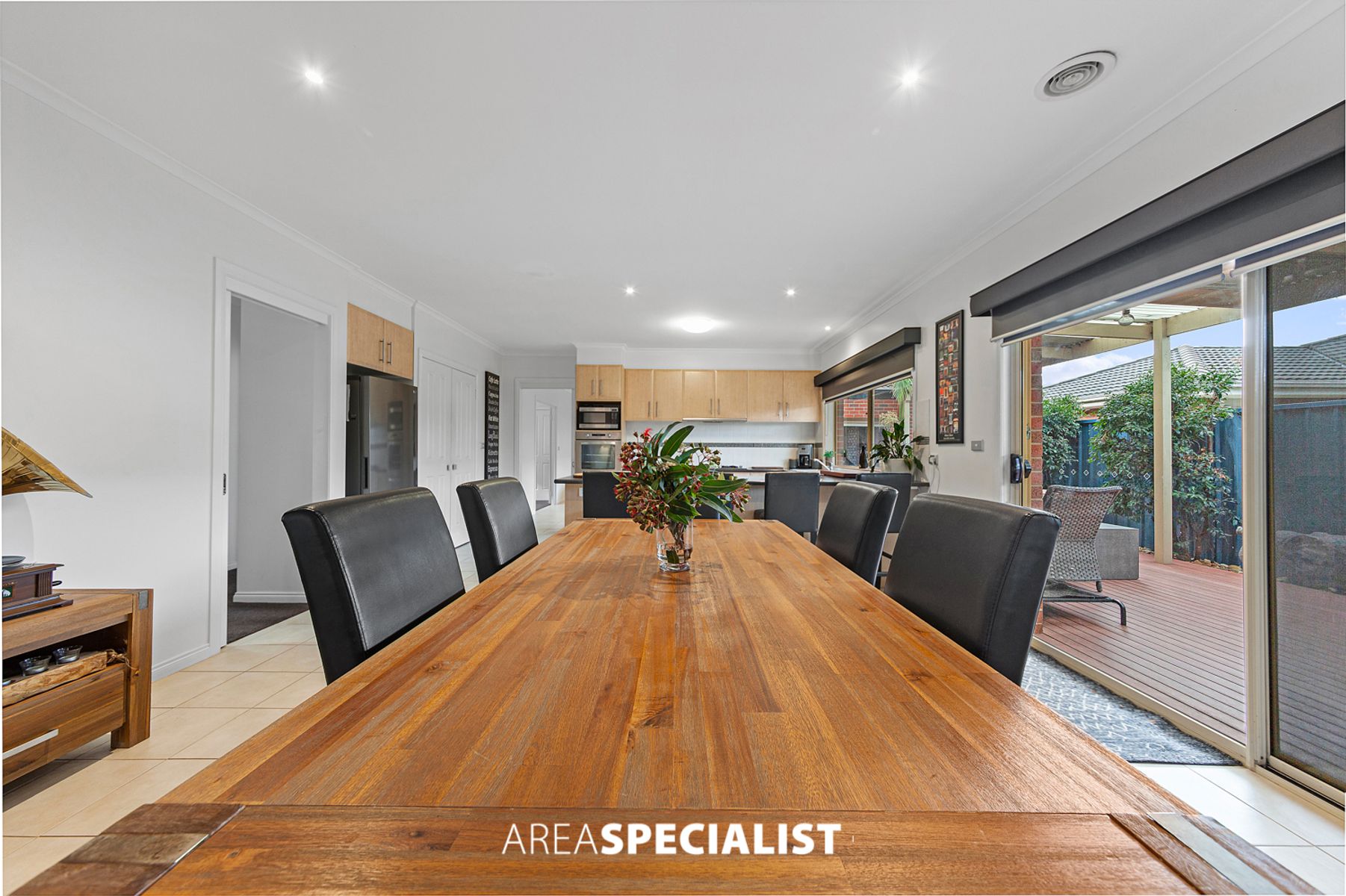 35 Scarlet Crescent, Pakenham, VIC 3810, Pakenham - Thumbnail 6
