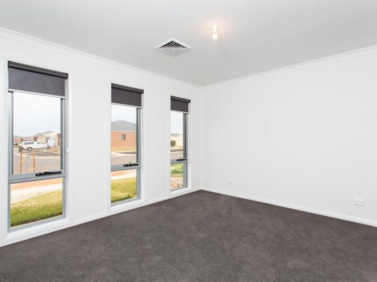 18 Palm Springs Drive, Mildura - Thumbnail 2