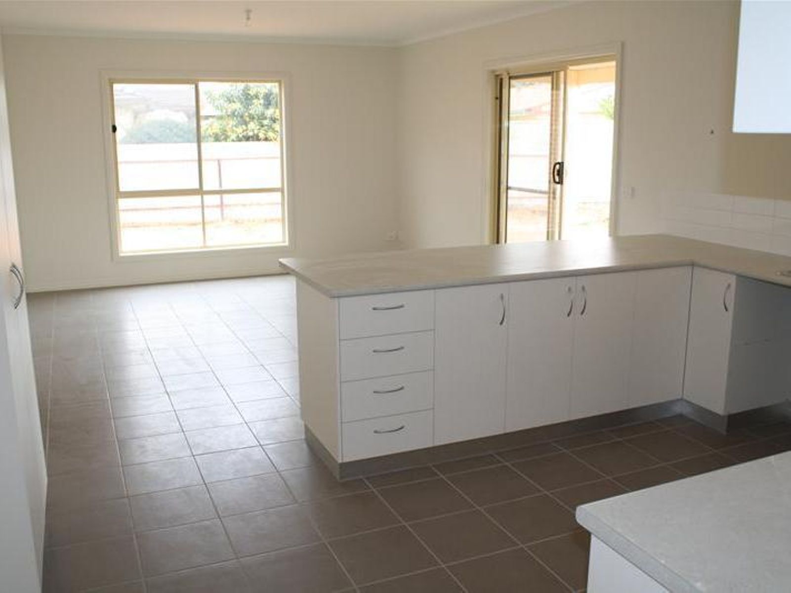 2/6 Golden Grove, Red Cliffs - Thumbnail 2