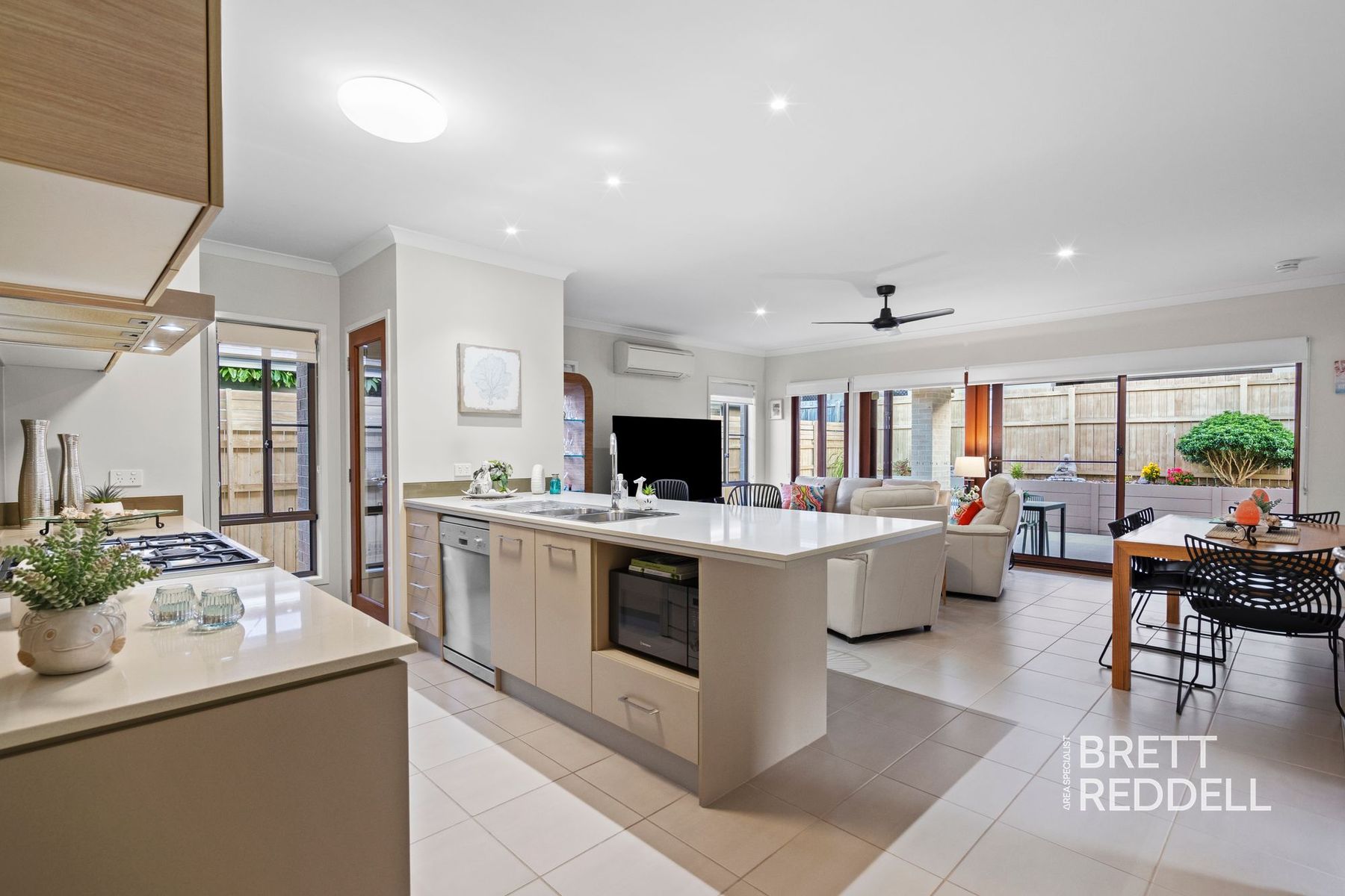 20 Oakover Avenue, Ormeau Hills, QLD 4208, Ormeau Hills - Thumbnail 4