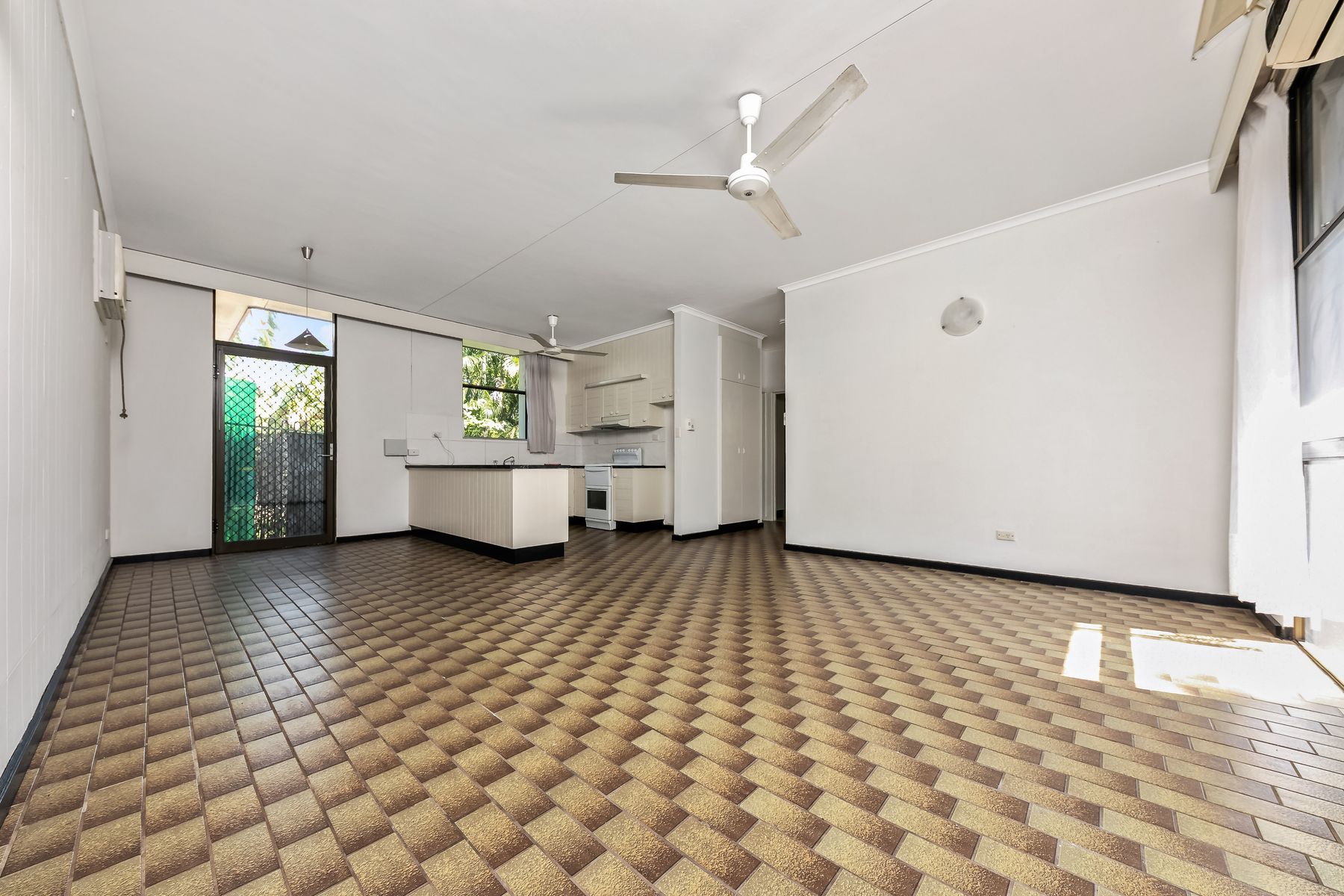1/10 Sandalwood Street, Nightcliff NT 0810, Nightcliff - Thumbnail 6