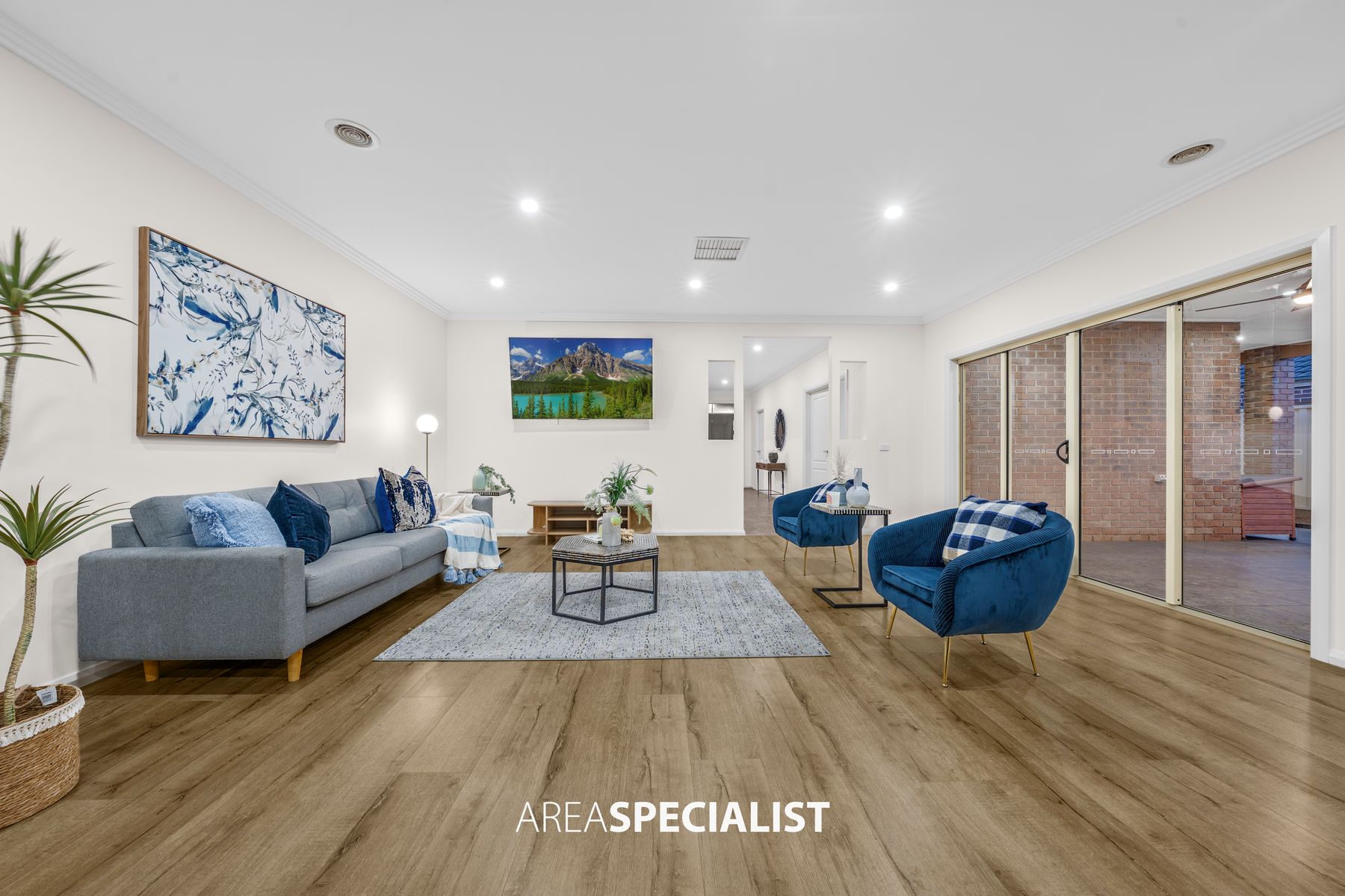 44 Franklin Parade, Lynbrook, Lynbrook - Thumbnail 2