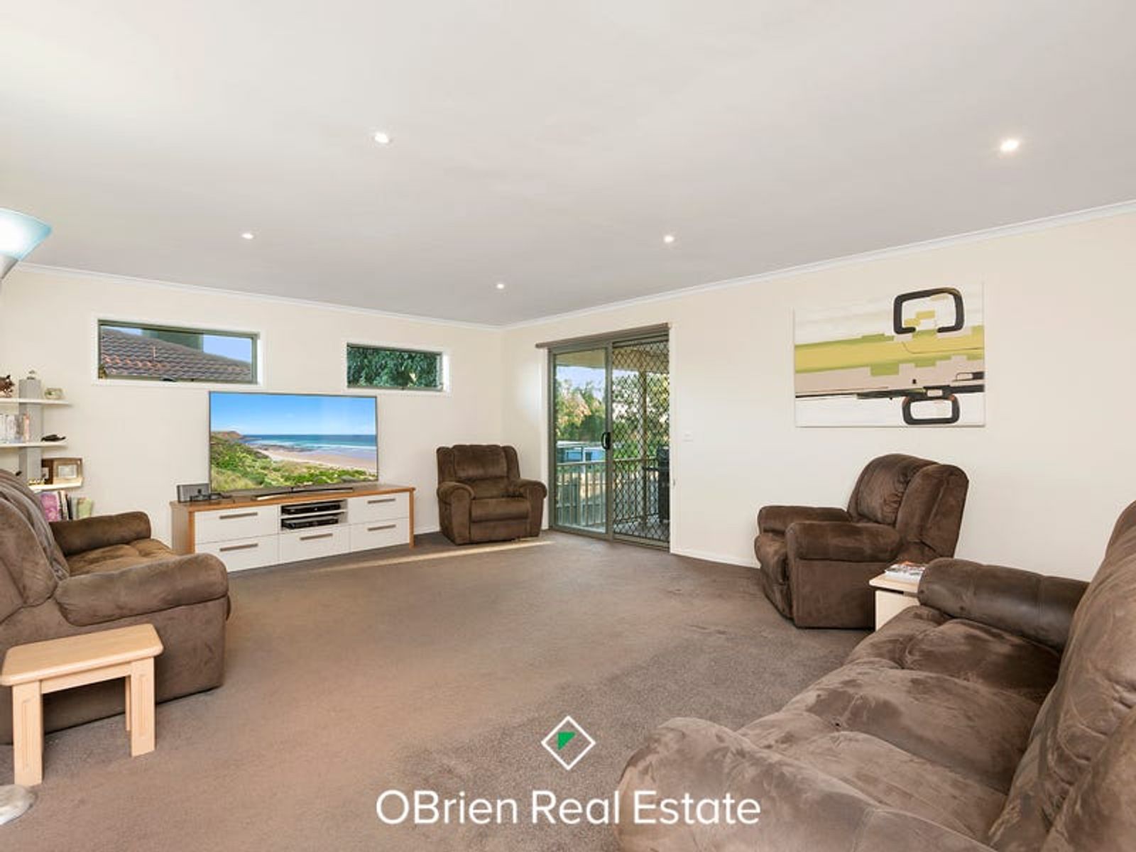 63 Aldridge Street, Endeavour Hills, VIC 3802, Endeavour Hills - Thumbnail 4