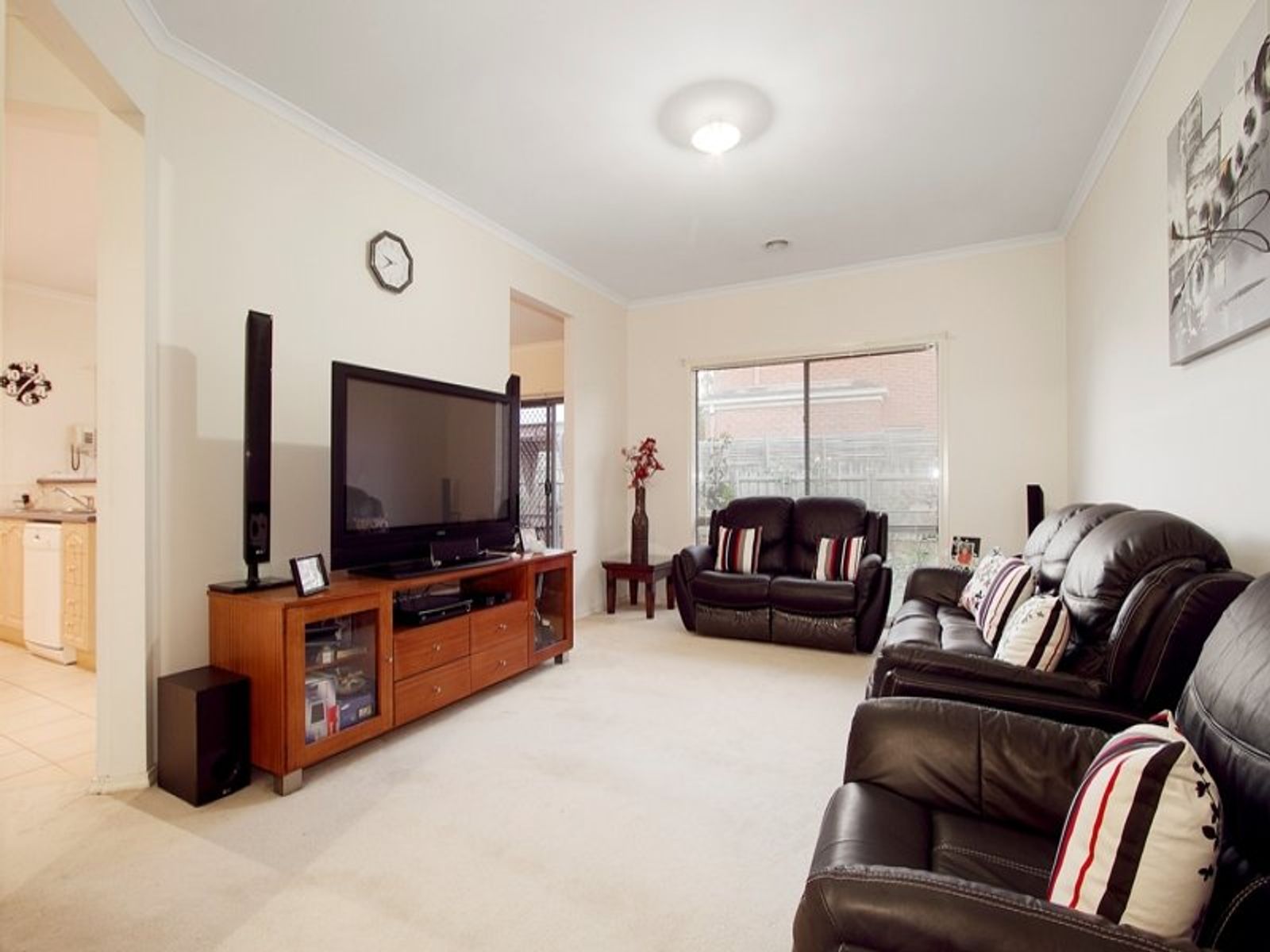 8 Royal Palms Boulevard, Aspendale Gardens, VIC 3195, Aspendale Gardens - Thumbnail 3