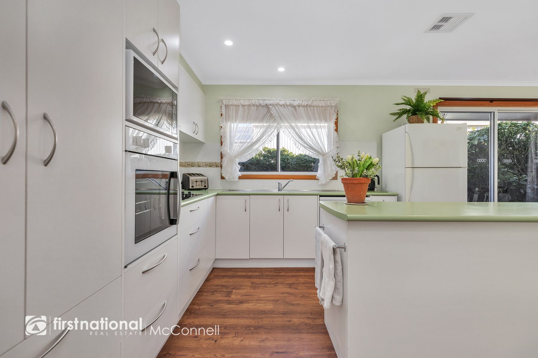 10 Wight Street, Kyabram VIC 3620, Kyabram - Thumbnail 4