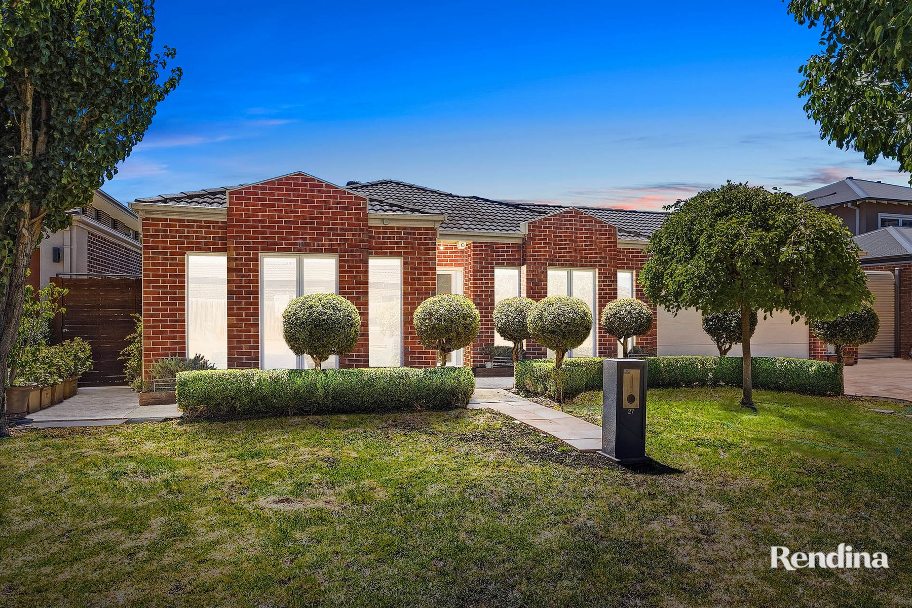 27 Morton Boulevard, Taylors Hill - Thumbnail 2