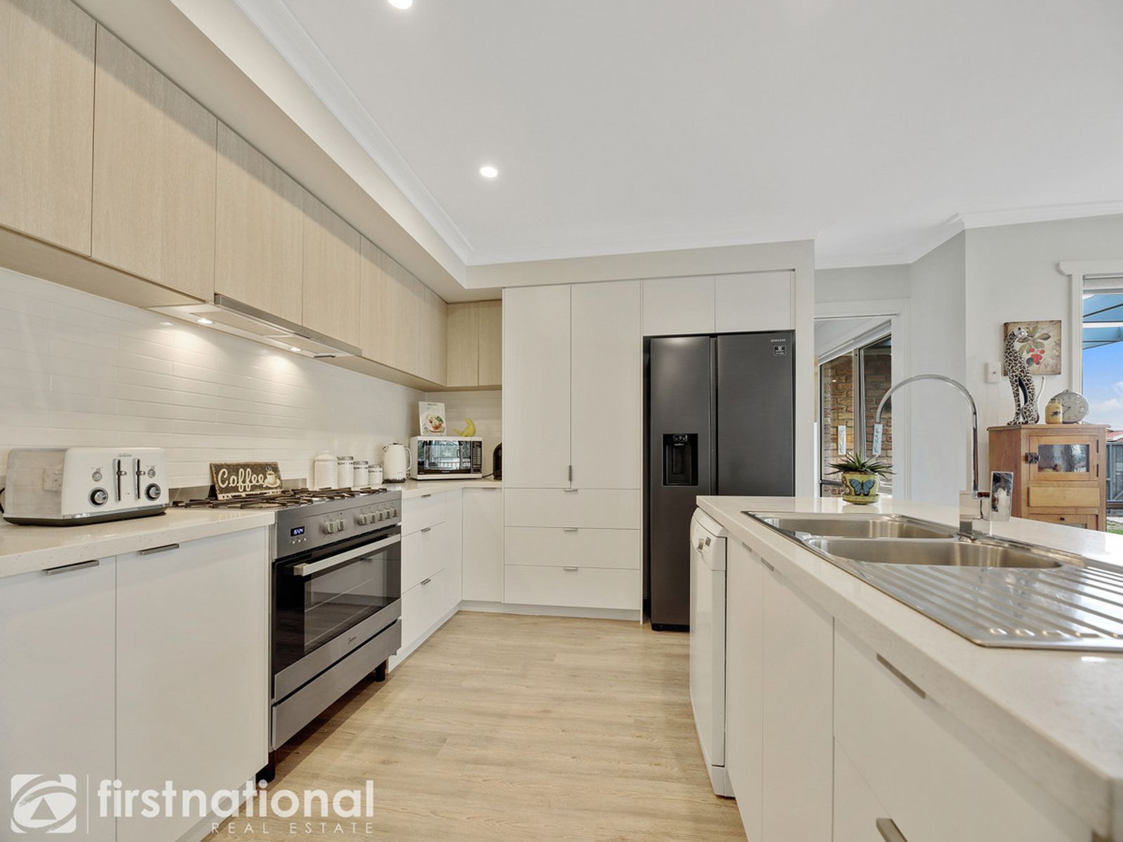 19 Eade Avenue, Warragul, VIC 3820, Warragul - Thumbnail 7