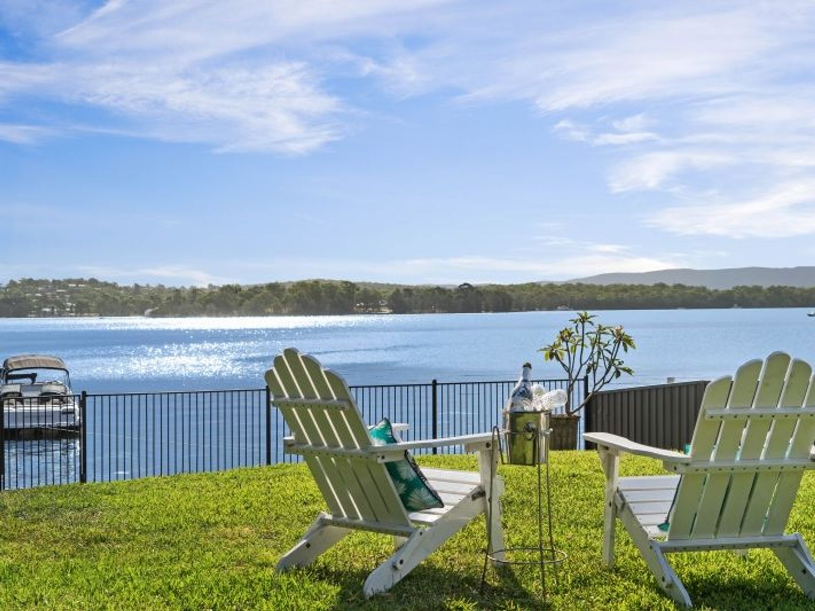 219 Coal Point Road, Coal Point NSW 2283