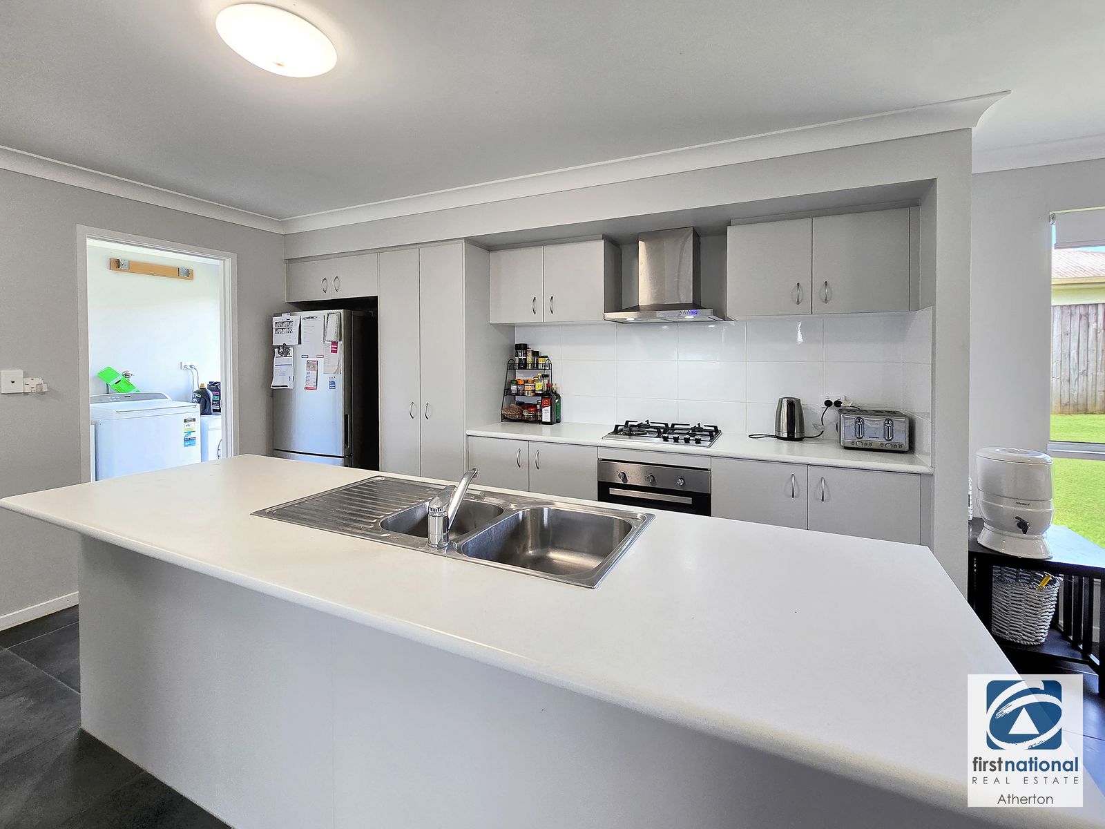 4 Robertson Close, Atherton QLD 4883, Atherton - Thumbnail 3