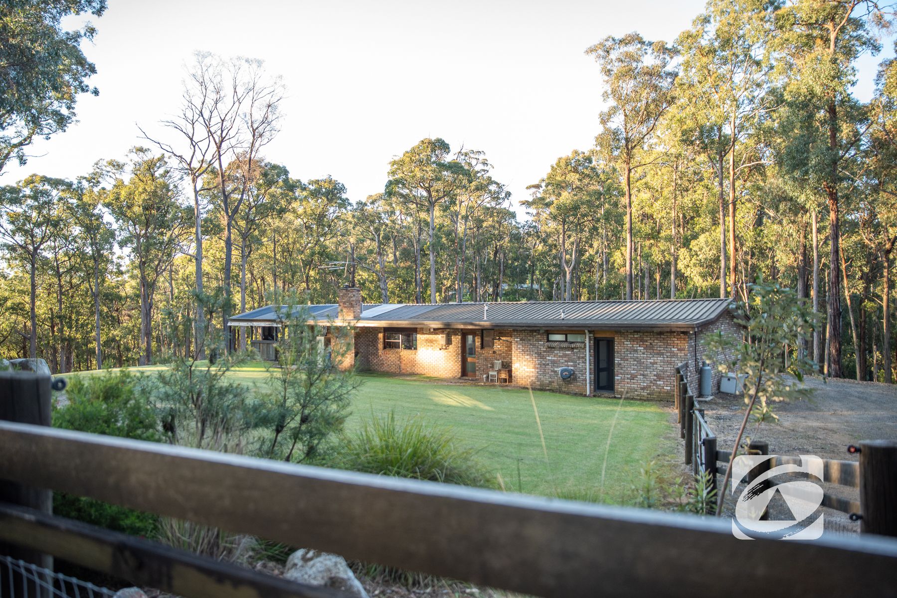 300 Gembrook-Tonimbuk Road, Gembrook VIC 3783, Gembrook - Thumbnail 3