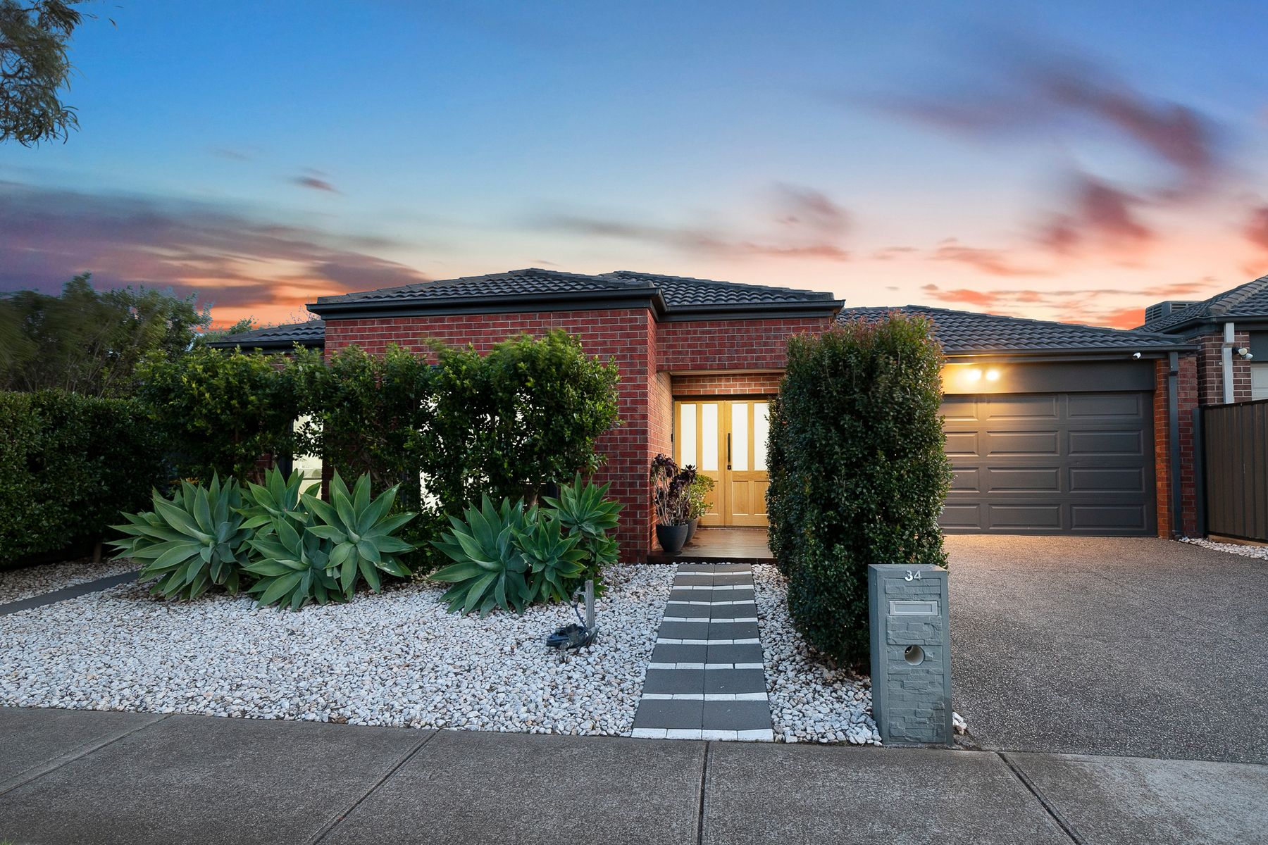 34 Pembroke Crescent, Derrimut, VIC 3026, Derrimut - Image 1