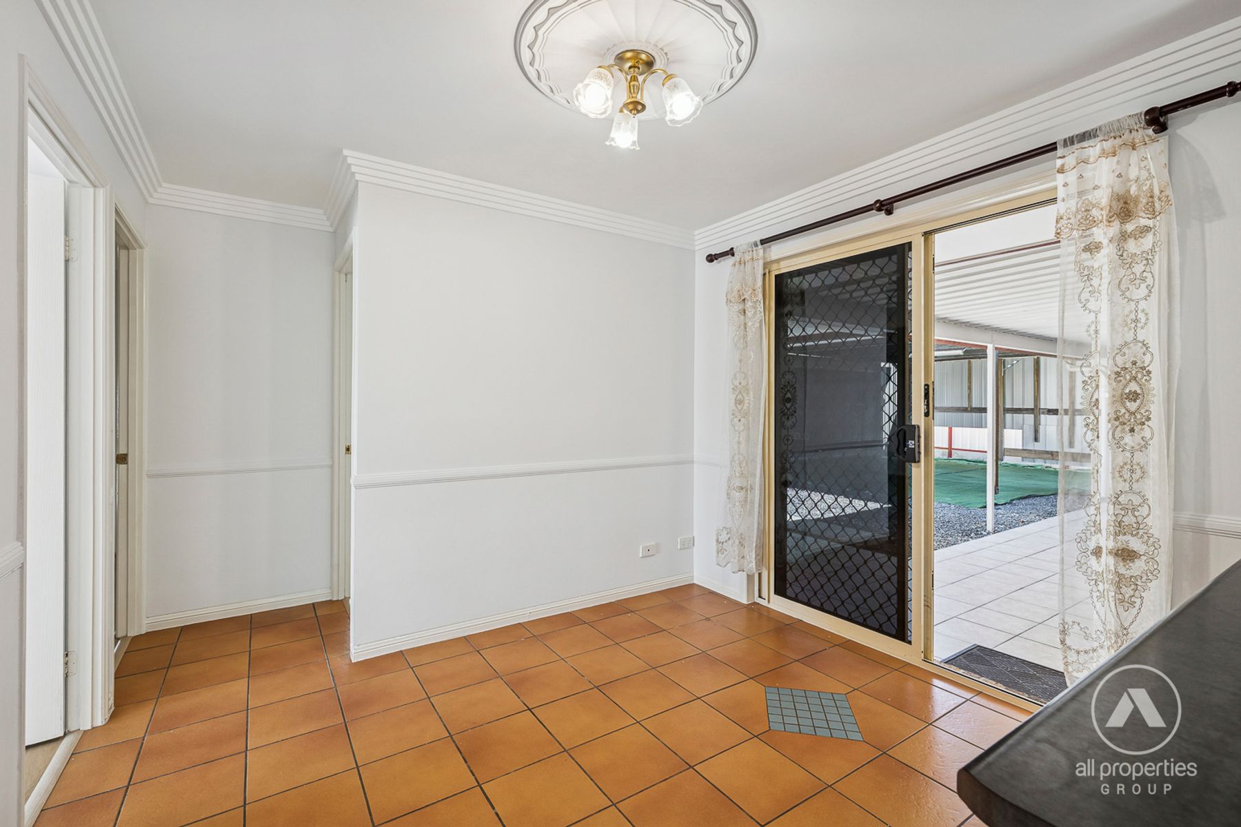 80 Julie Street, Crestmead QLD 4132, Crestmead - Thumbnail 8