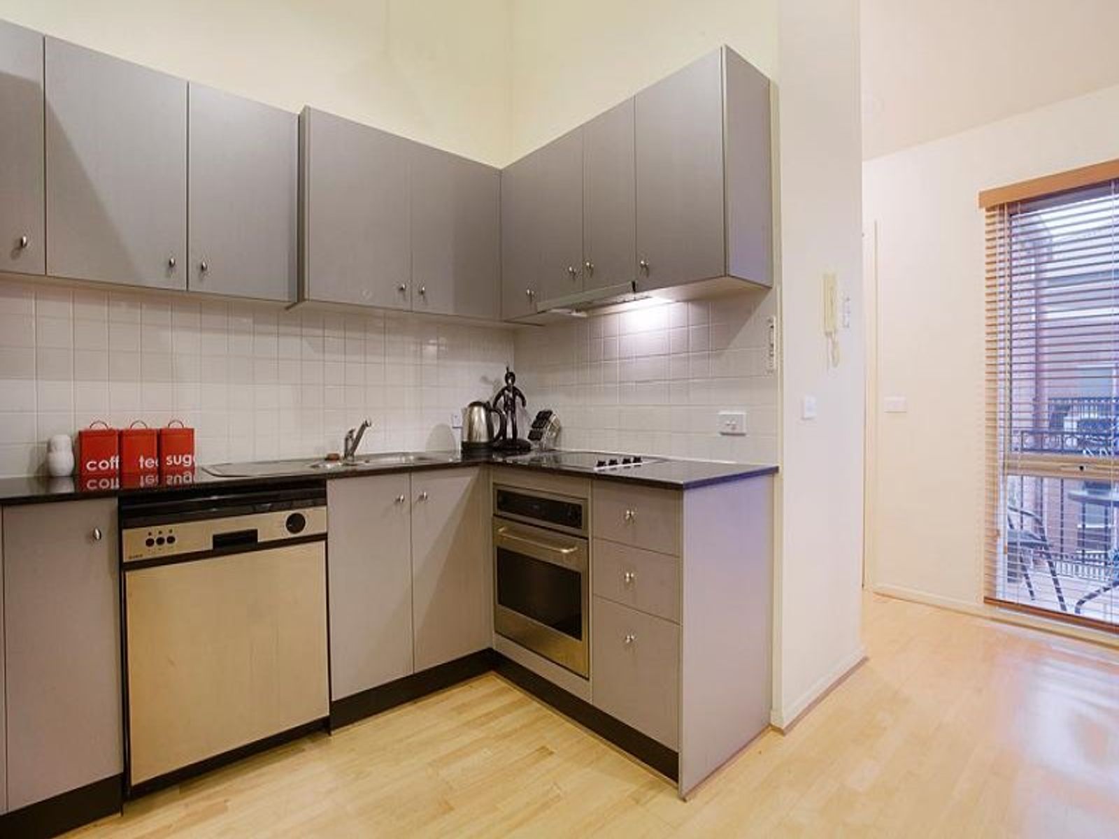 14/8 Mawbey Street, Kensington, VIC 3031, Kensington - Thumbnail 3