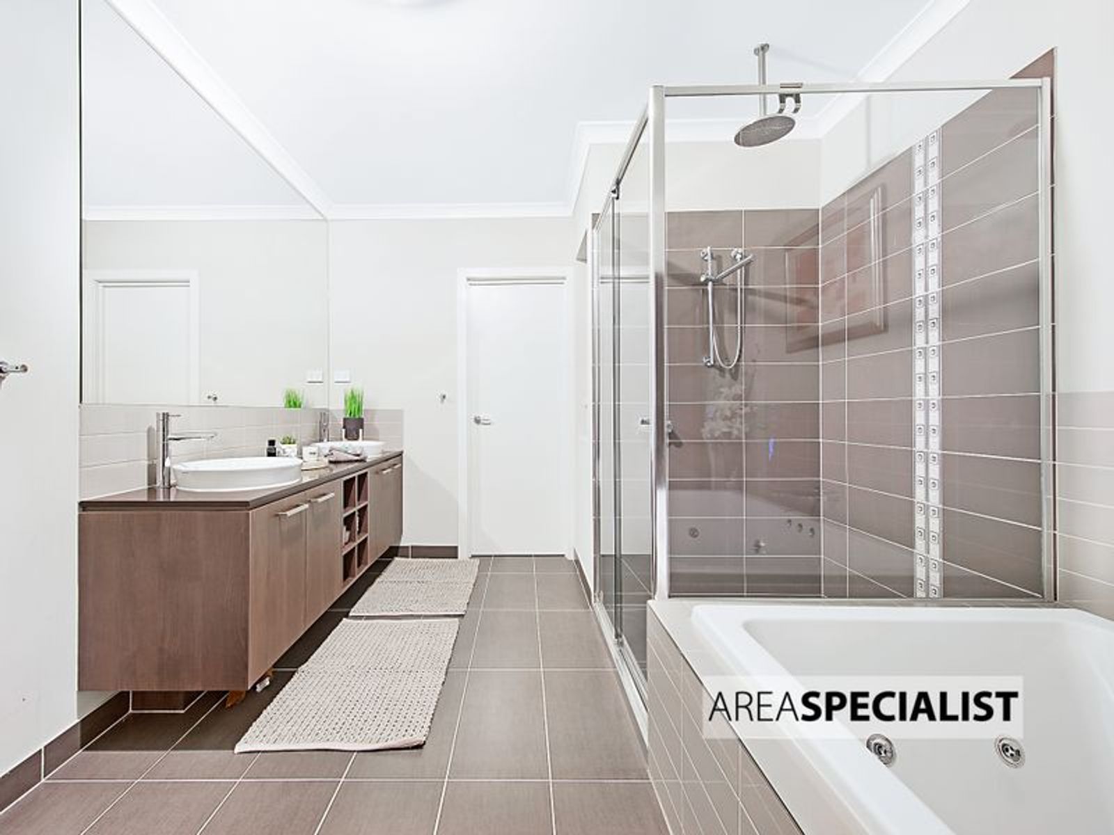114 Brookwater Parade, Lyndhurst, VIC 3975, Lyndhurst - Thumbnail 3