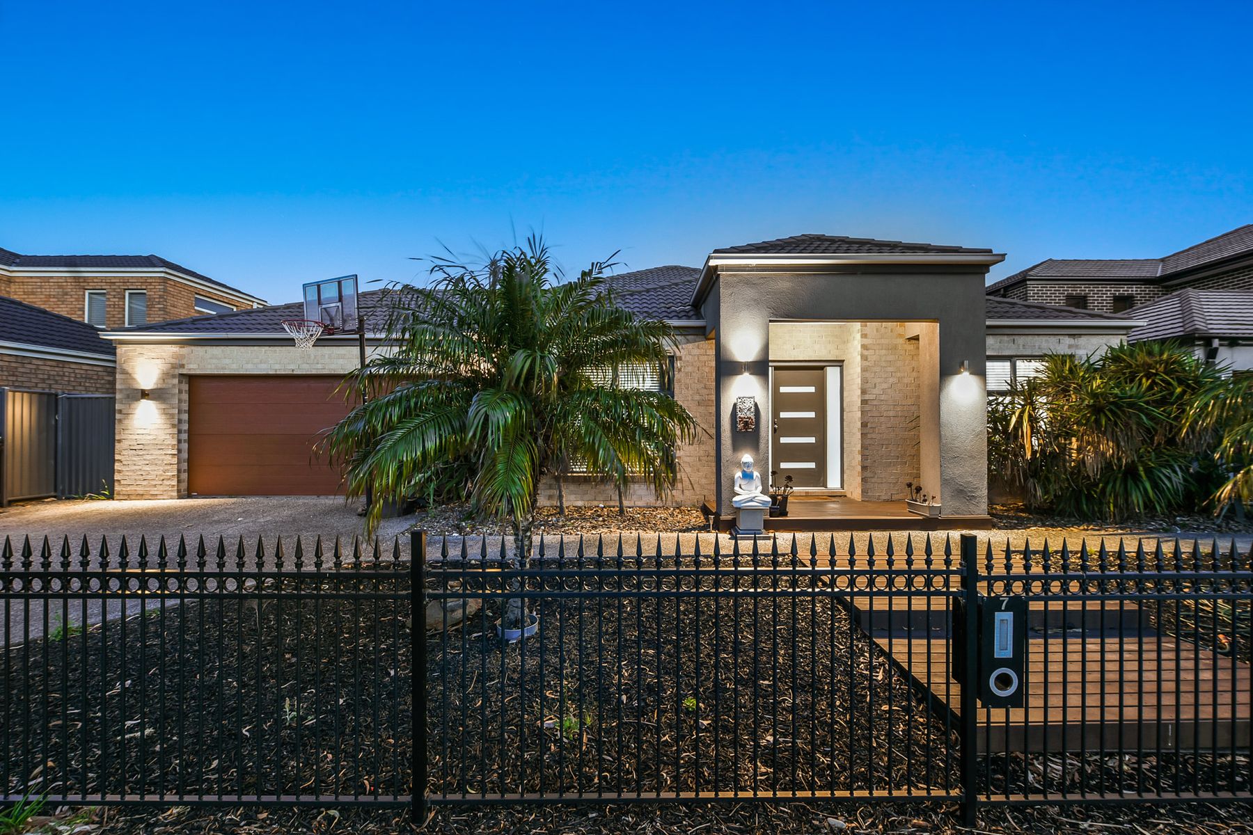 7 Greenside Crescent, Keysborough, VIC 3173, Keysborough - Thumbnail 2
