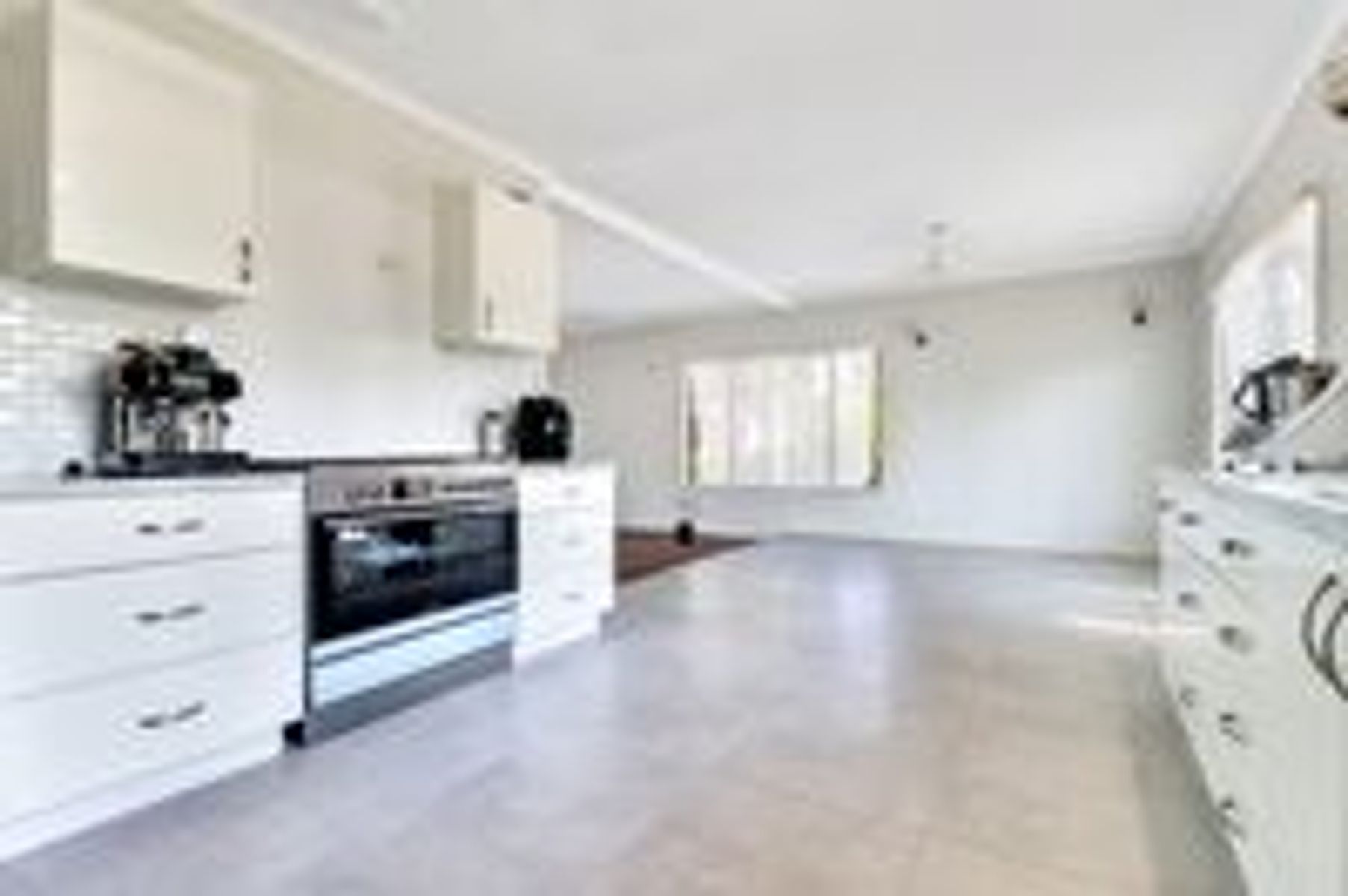 8 Pitman Court, Malak NT 0812, Malak - Thumbnail 2