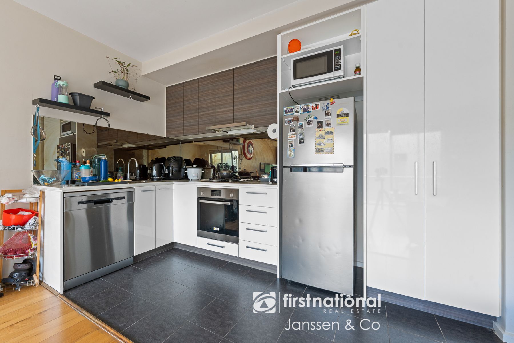 212/8 Yarra Bing Crescent, Burwood VIC 3125, Burwood - Thumbnail 2