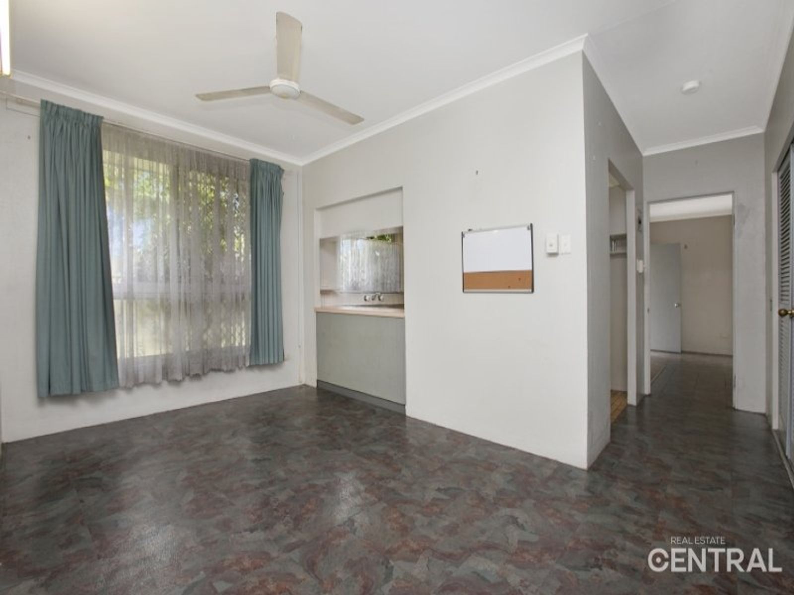 21 Boucaut Crescent, Malak NT 0812, Malak - Thumbnail 6