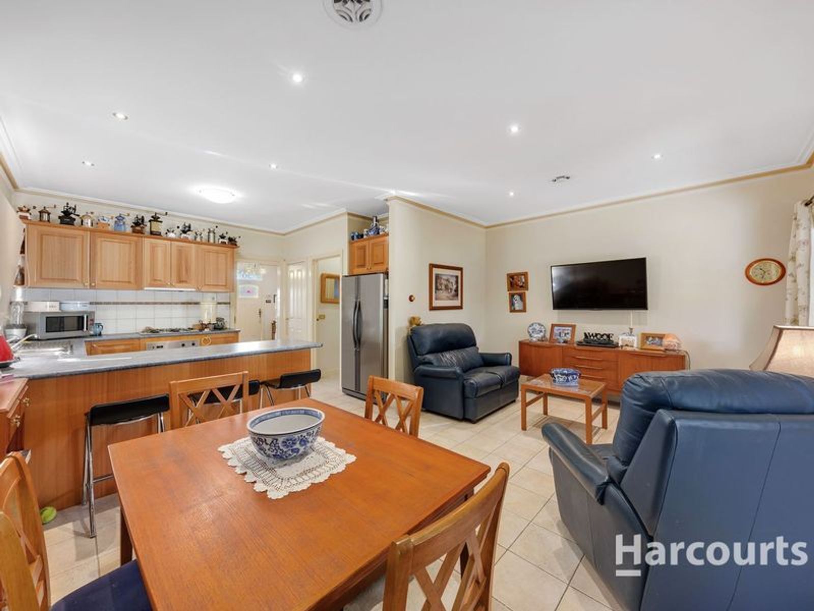 30 Windsor Gardens, Caroline Springs, VIC 3023, Caroline Springs - Thumbnail 8