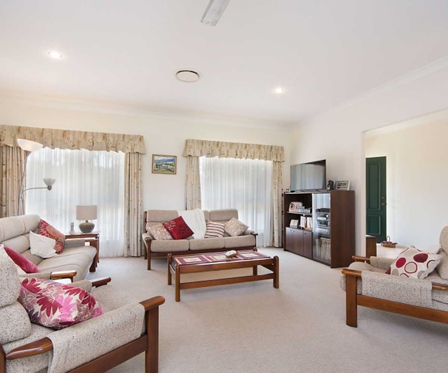 16 Tullarook Grove, Spring Grove - Thumbnail 6