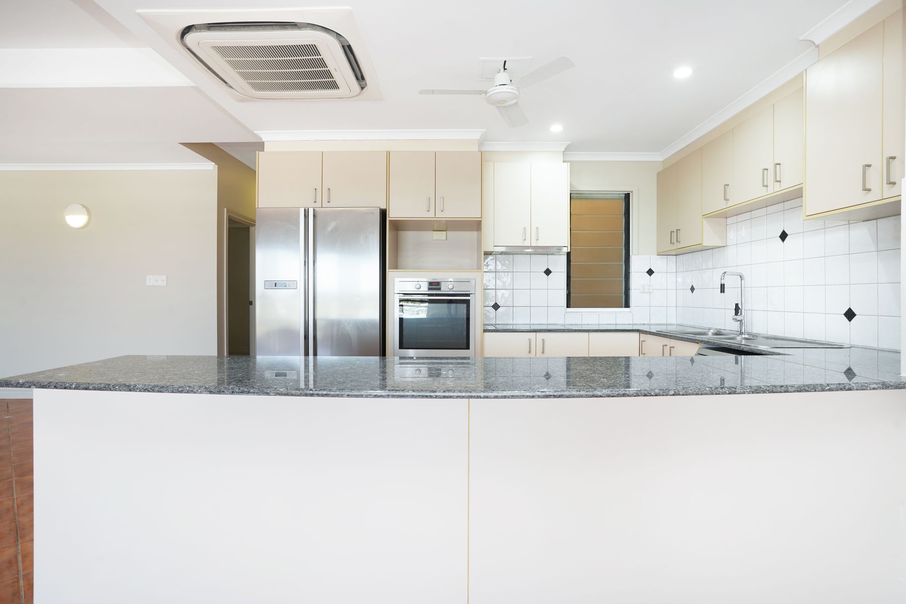 18/12 Paspaley Place, Cullen Bay NT 0820, Cullen Bay - Thumbnail 5