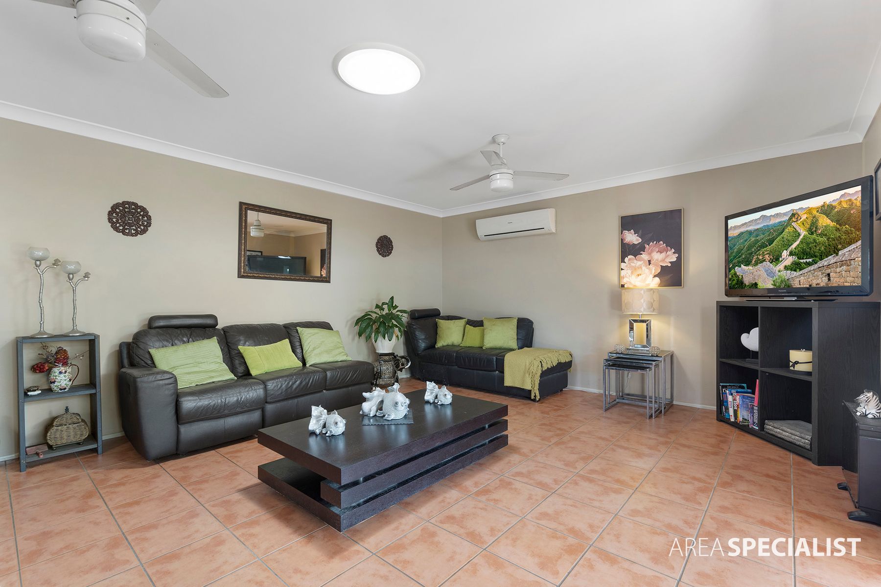 4 Greenfinch Court, Jacobs Well, QLD 4208, Jacobs Well - Thumbnail 8