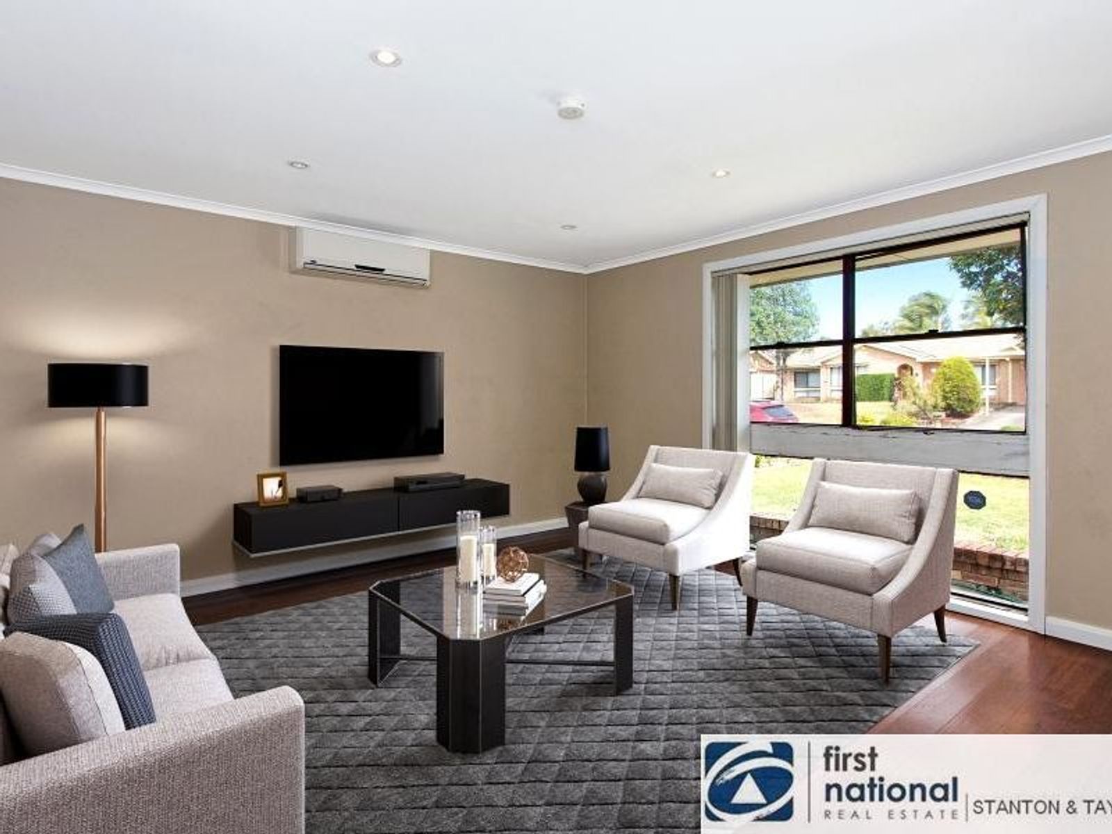 35 Pelsart Avenue, Penrith - Thumbnail 2