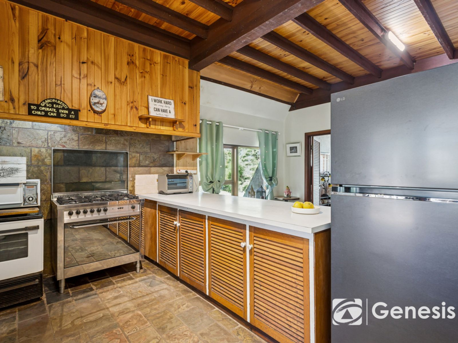 9 Sawmillers Court, Stoneville WA 6081, Stoneville - Thumbnail 8